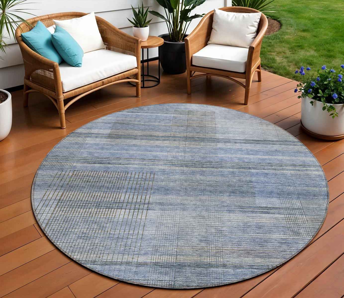 8' Denim Blue And Sky Blue Round Striped Washable Indoor Outdoor Area Rug