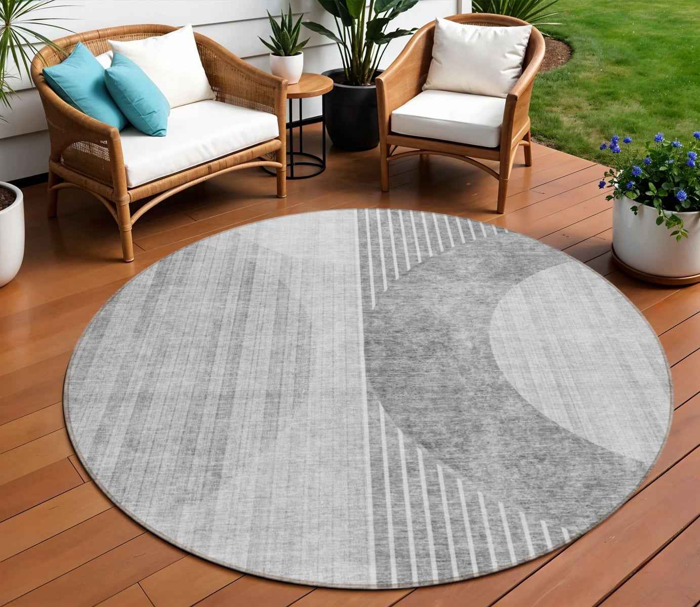 8' Gray Silver And Charcoal Round Geometric Washable Indoor Outdoor Area Rug