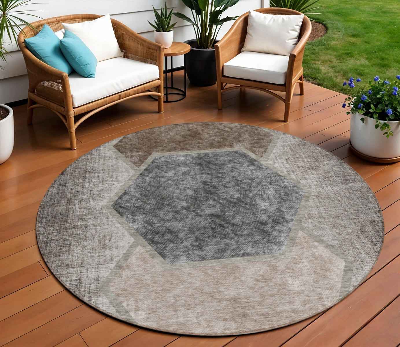 8' Chocolate And Taupe Round Geometric Washable Indoor Outdoor Area Rug