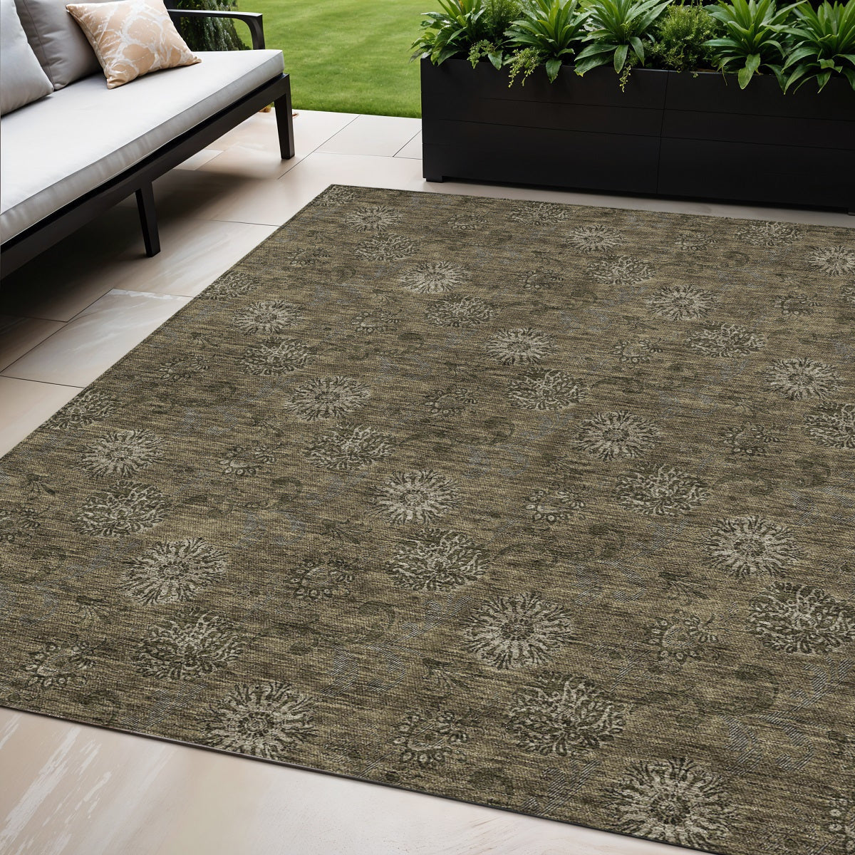 5' X 8' Brown And Beige Floral Washable Indoor Outdoor Area Rug - Outdoor