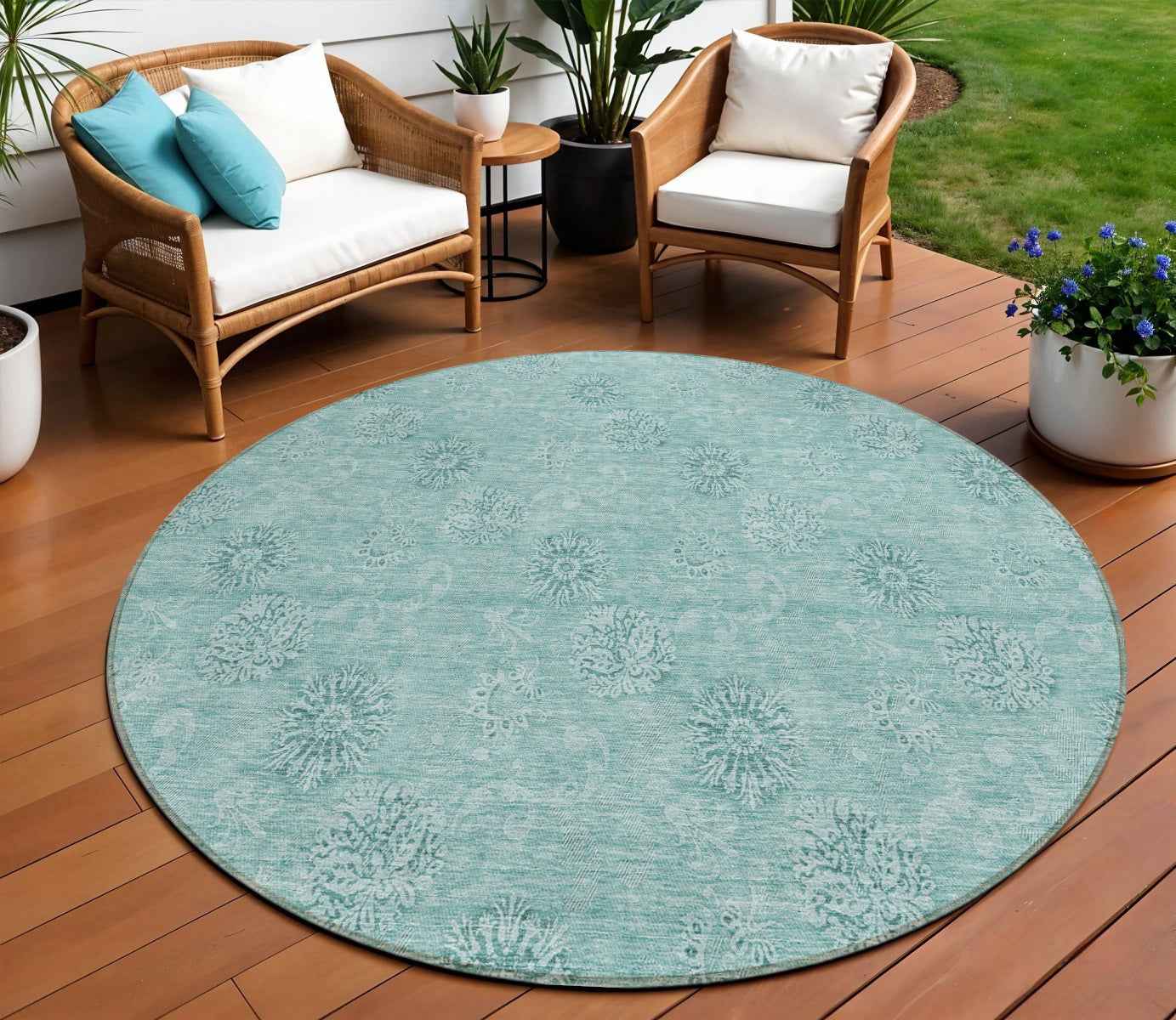 8' Teal Blue And Ivory Round Floral Washable Indoor Outdoor Area Rug
