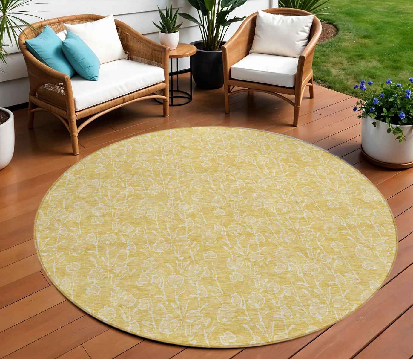 8' Gold And Ivory Round Floral Washable Indoor Outdoor Area Rug