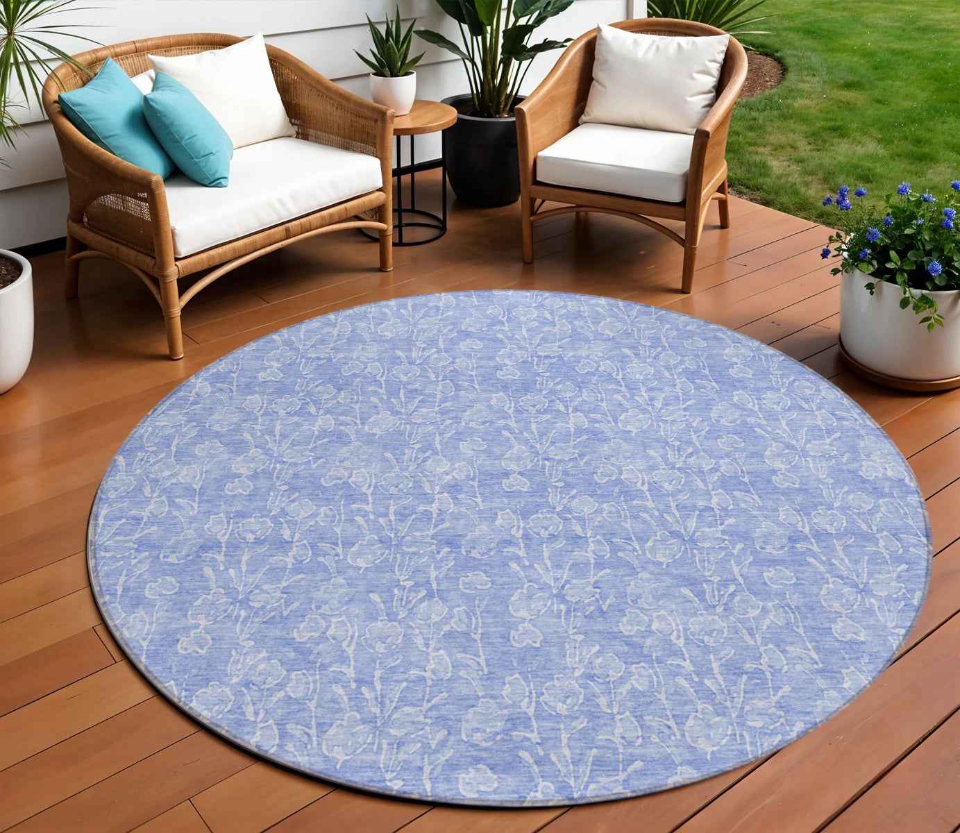 8' Denim Blue And Ivory Round Floral Washable Indoor Outdoor Area Rug