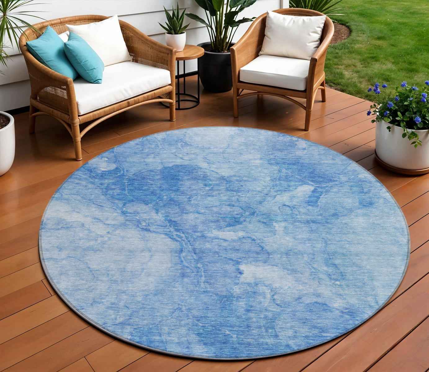 8' Denim Blue And Sky Blue Round Nautical Washable Indoor Outdoor Area Rug