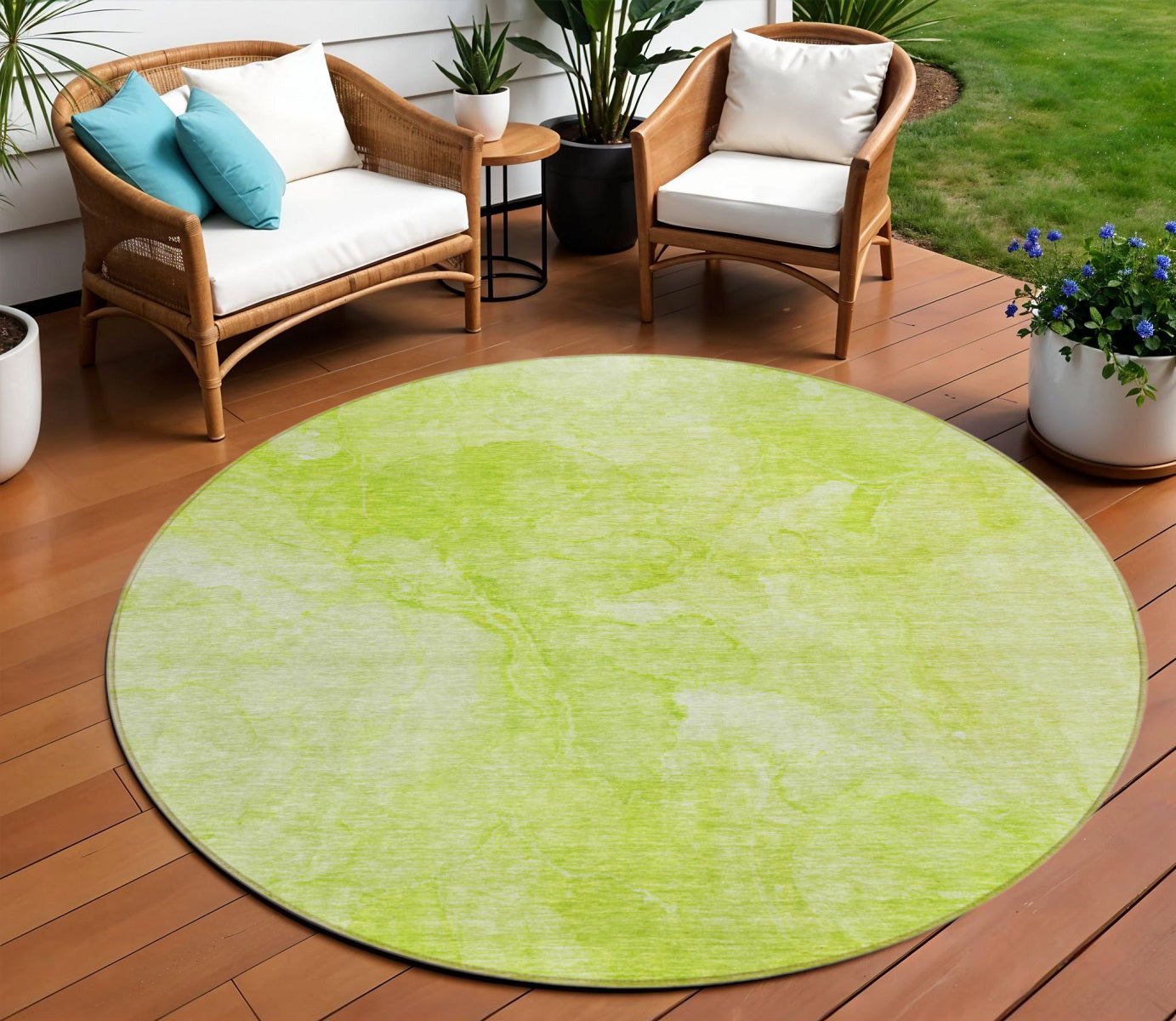 8' Artichoke Green And Lime Green Round Nautical Washable Indoor Outdoor Area Rug - Sports & Outdoor
