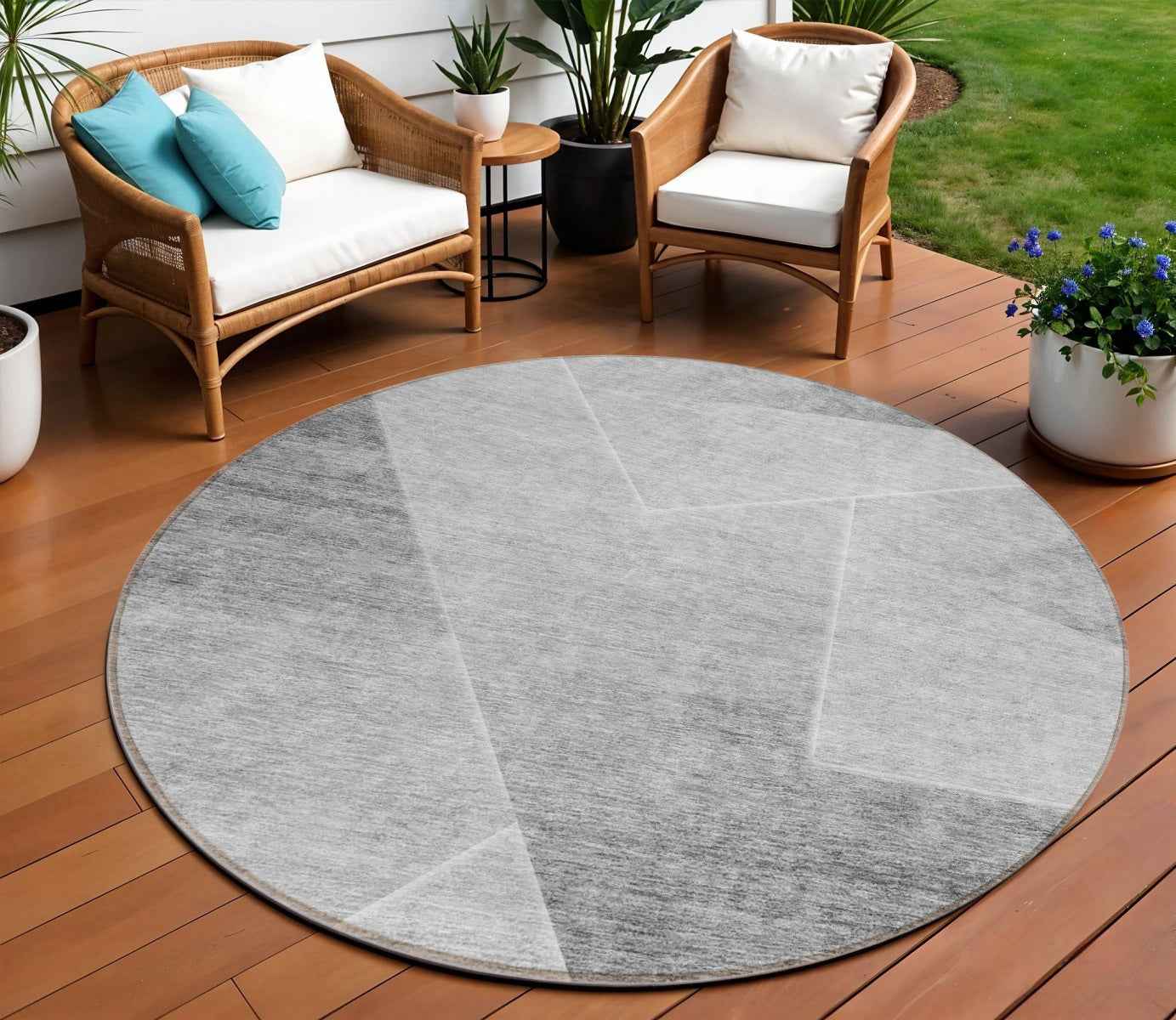 8' Gray Silver And Charcoal Round Abstract Washable Indoor Outdoor Area Rug