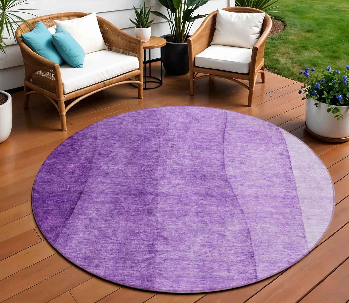 8' Purple And Lavender Round Ombre Washable Indoor Outdoor Area Rug