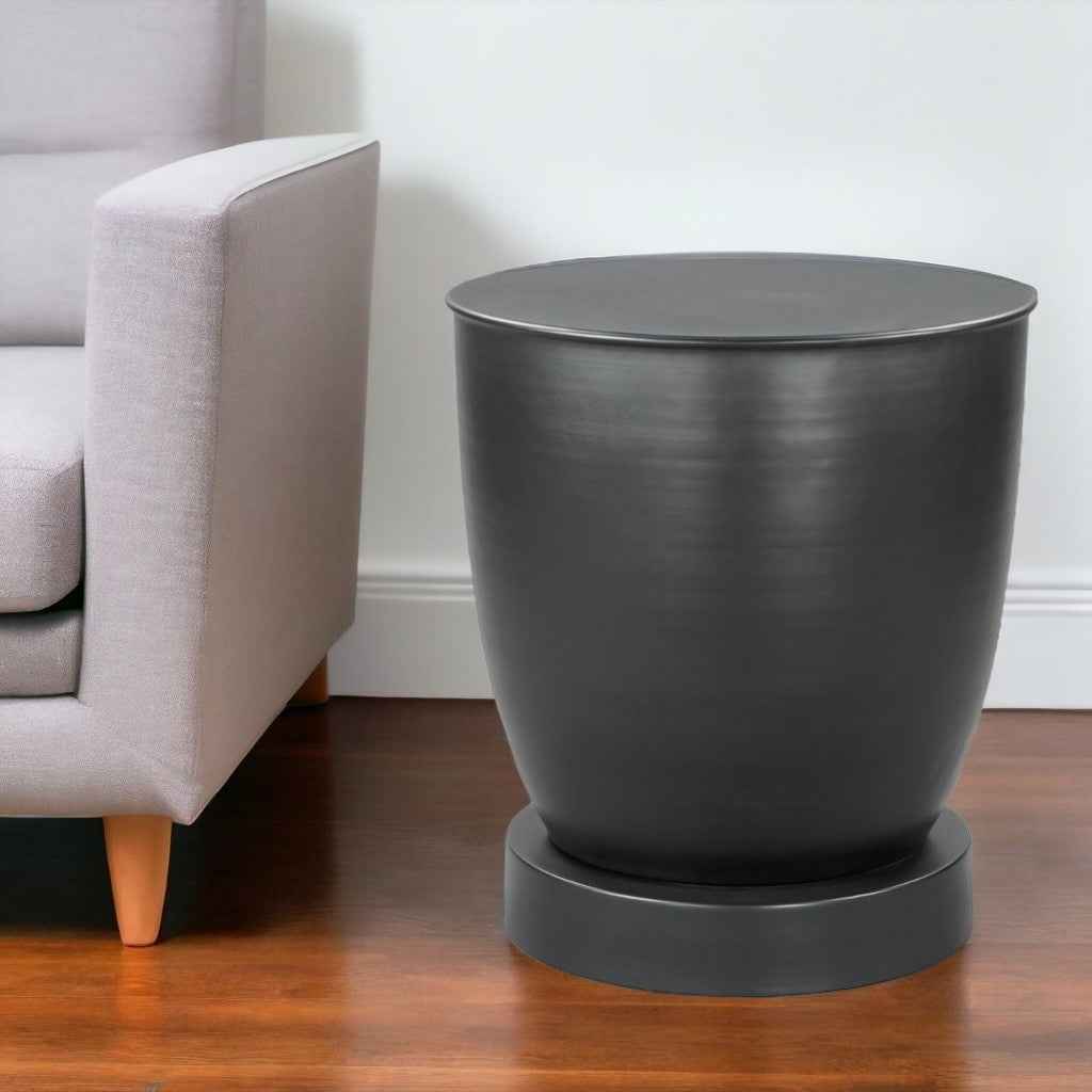 20" Black Iron Round Pedestal End Table