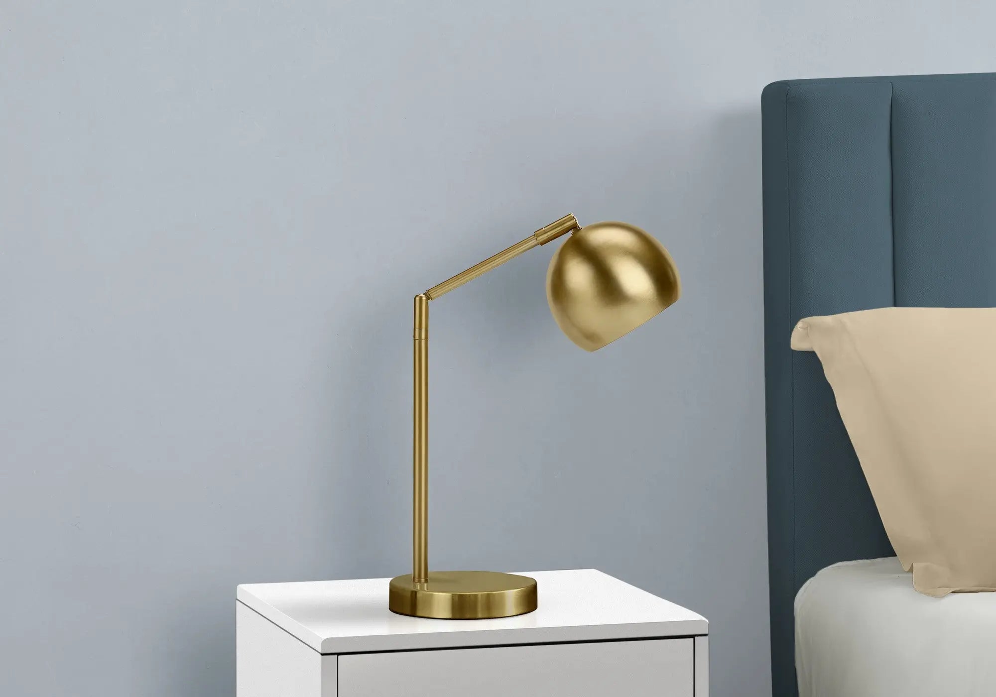 19" Gold Metal Round Table Lamp With Gold Dome Shade Homeroots Lighting