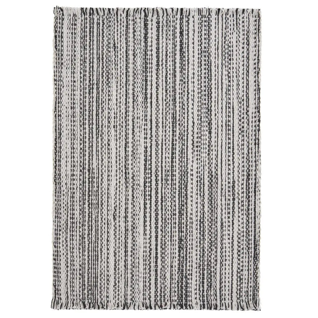 19" Set of Four Black And White Striped Cotton Placemats Homeroots Kitchen & Dining