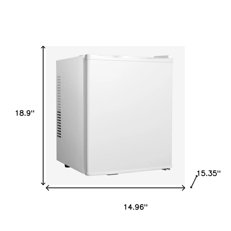 19" X 15" White Metal Single Compartment Can Beverage Refrigerator Homeroots Home Decor
