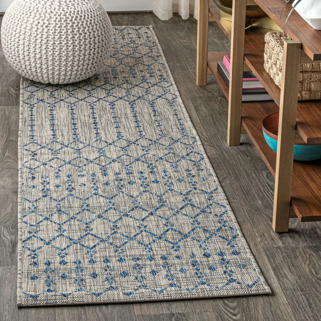 20' Light Gray And Navy Blue Trellis Indoor Outdoor Runner Rug Homeroots Outdoor