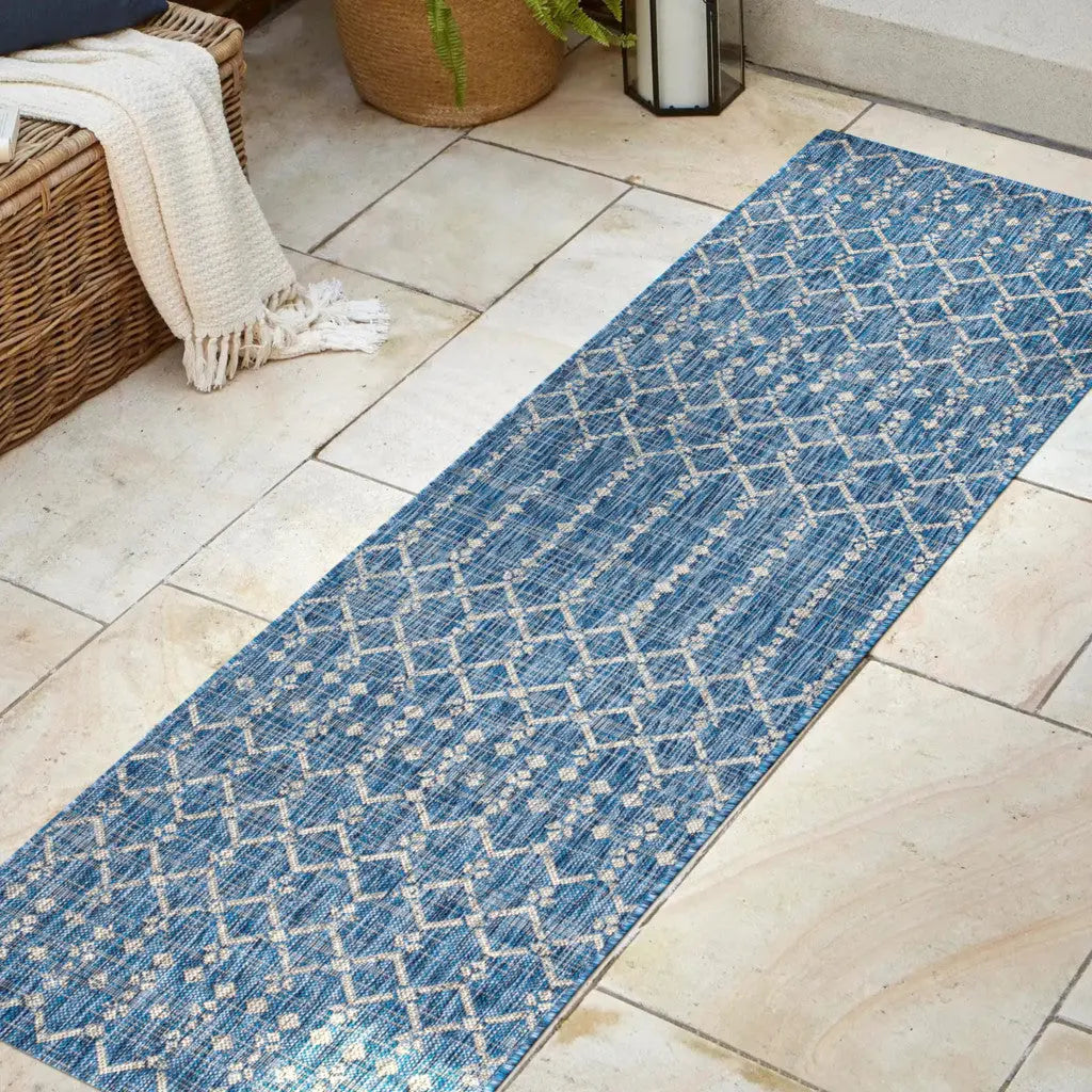20' Navy Blue And Light Gray Trellis Indoor Outdoor Runner Rug Homeroots Outdoor