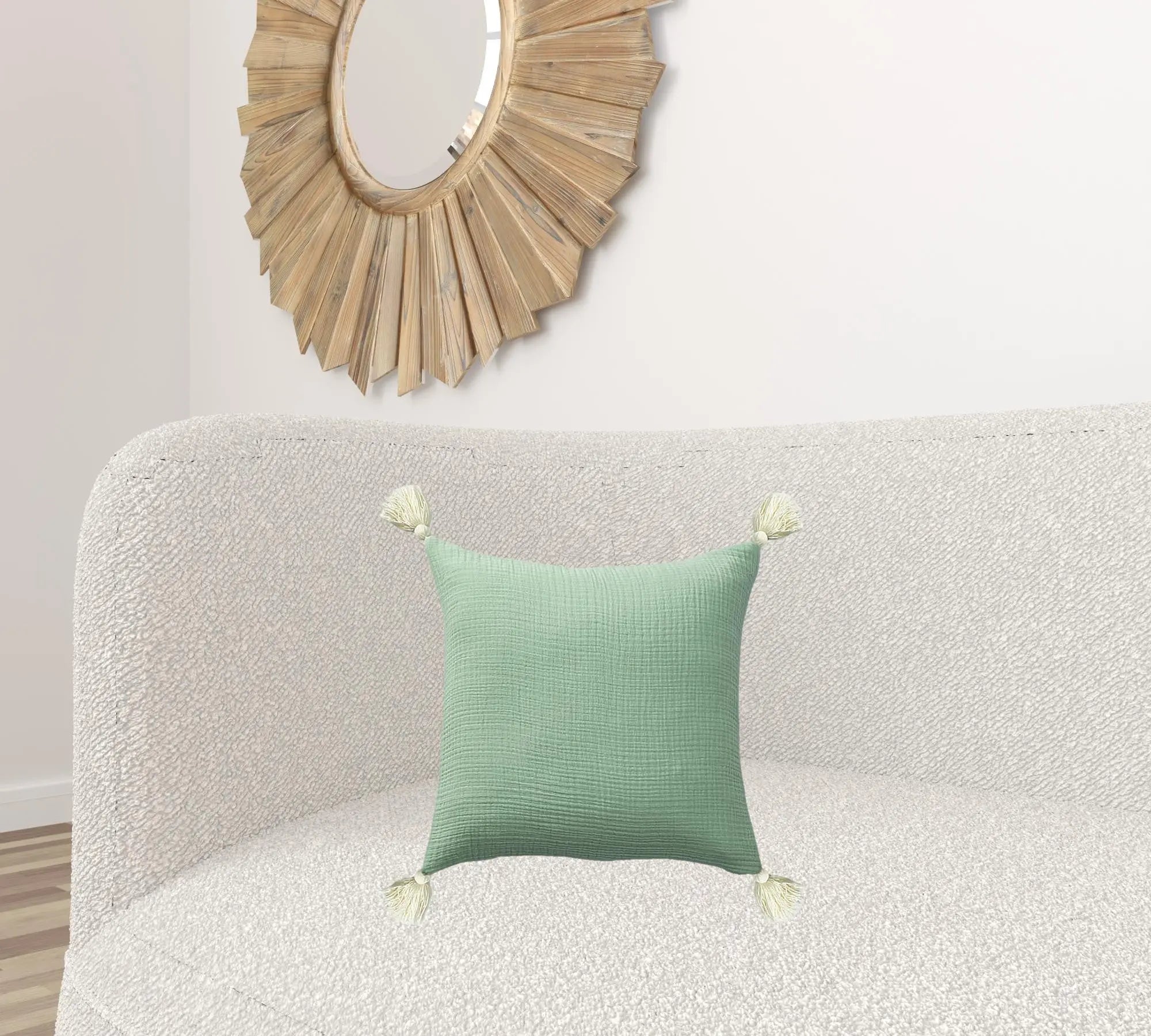 20" X 20" Green And Ivory 100% Cotton Zippered Pillow Homeroots Home Decor