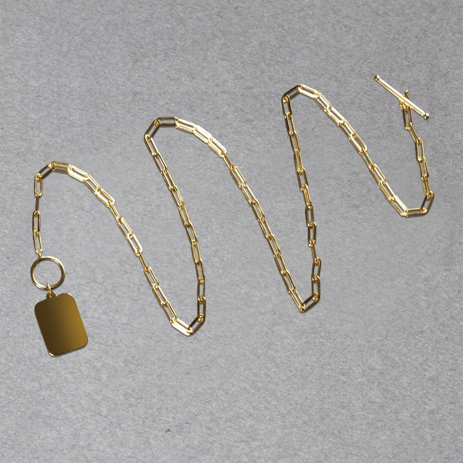14k Yellow Gold Paperclip Chain Necklace with Rounded Rectangle Pendant - 18'' - Apparel & Accessories