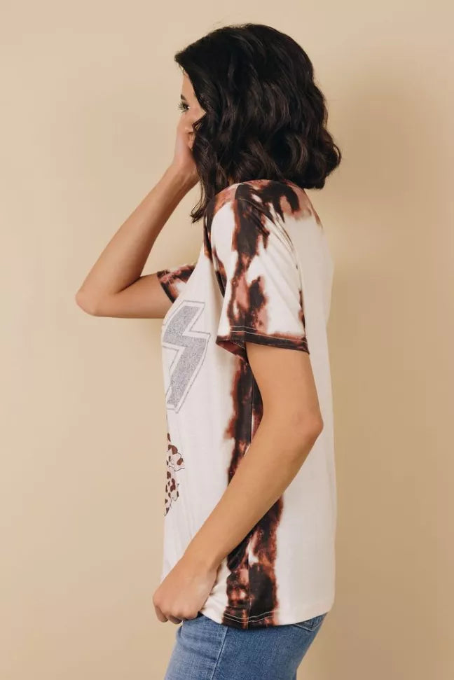 Leopard KISS graphic tee side/back view, white with brown tie-dye pattern on sleeve