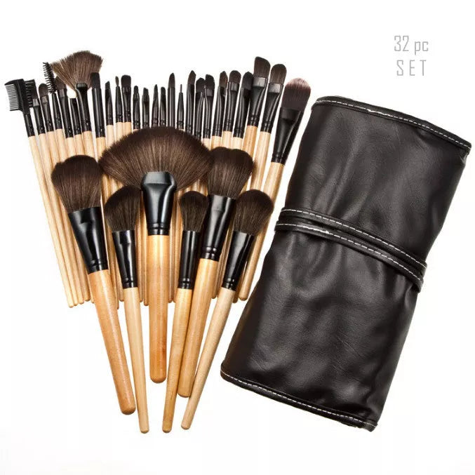 Sculptor makeup brush set with wooden handles, brown bristles, and black pouch
