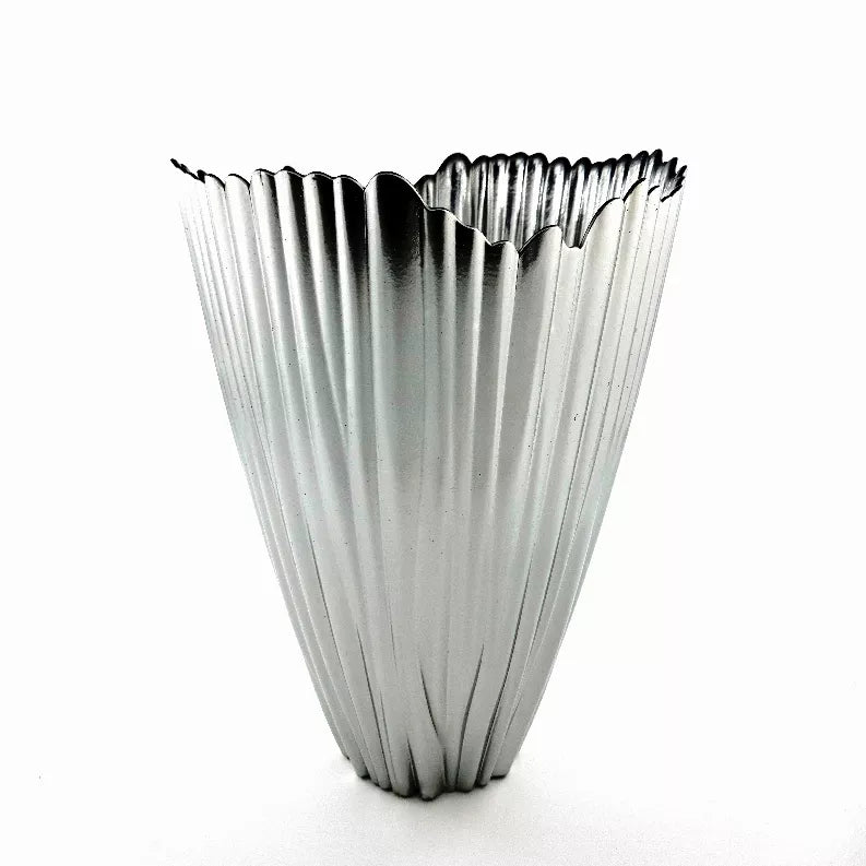 Fluted clear glass vase with scalloped rim and silver-toned vertical ridges