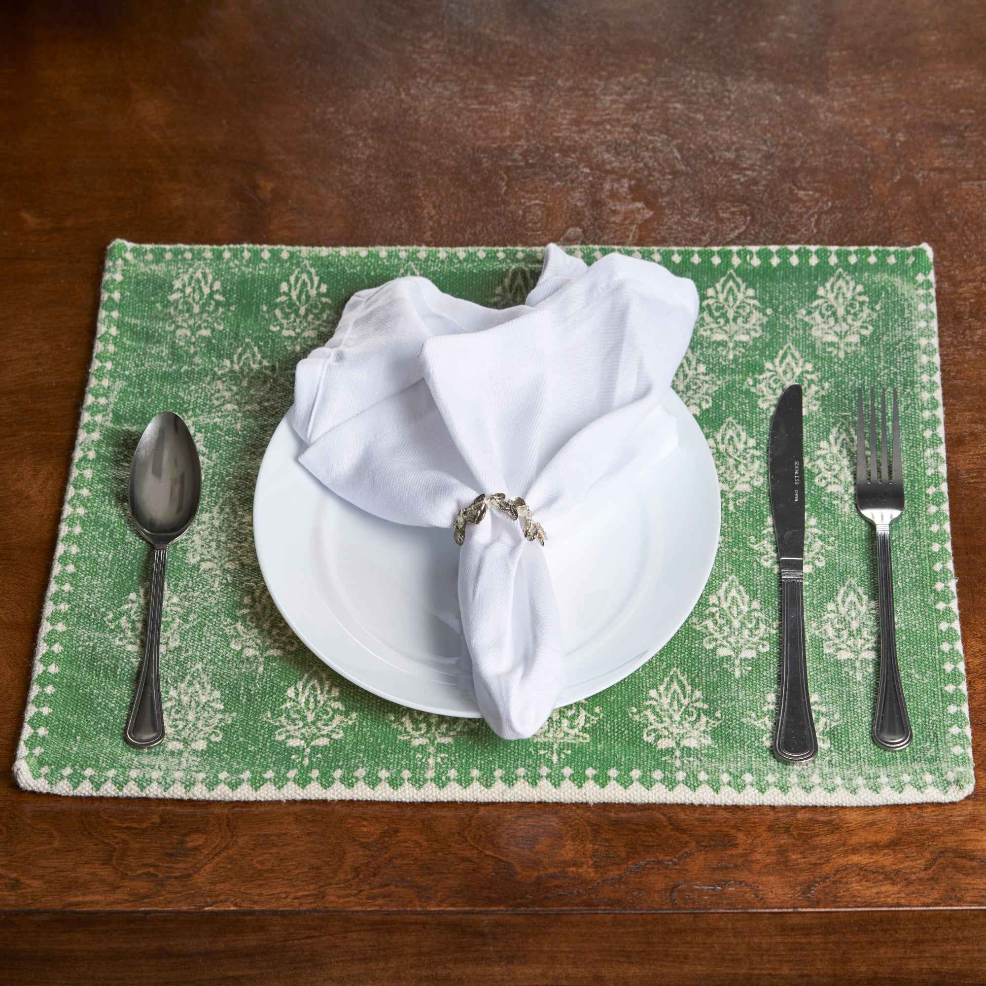19" Set of Four Green And Cream Geometric Medallion Cotton Placemats