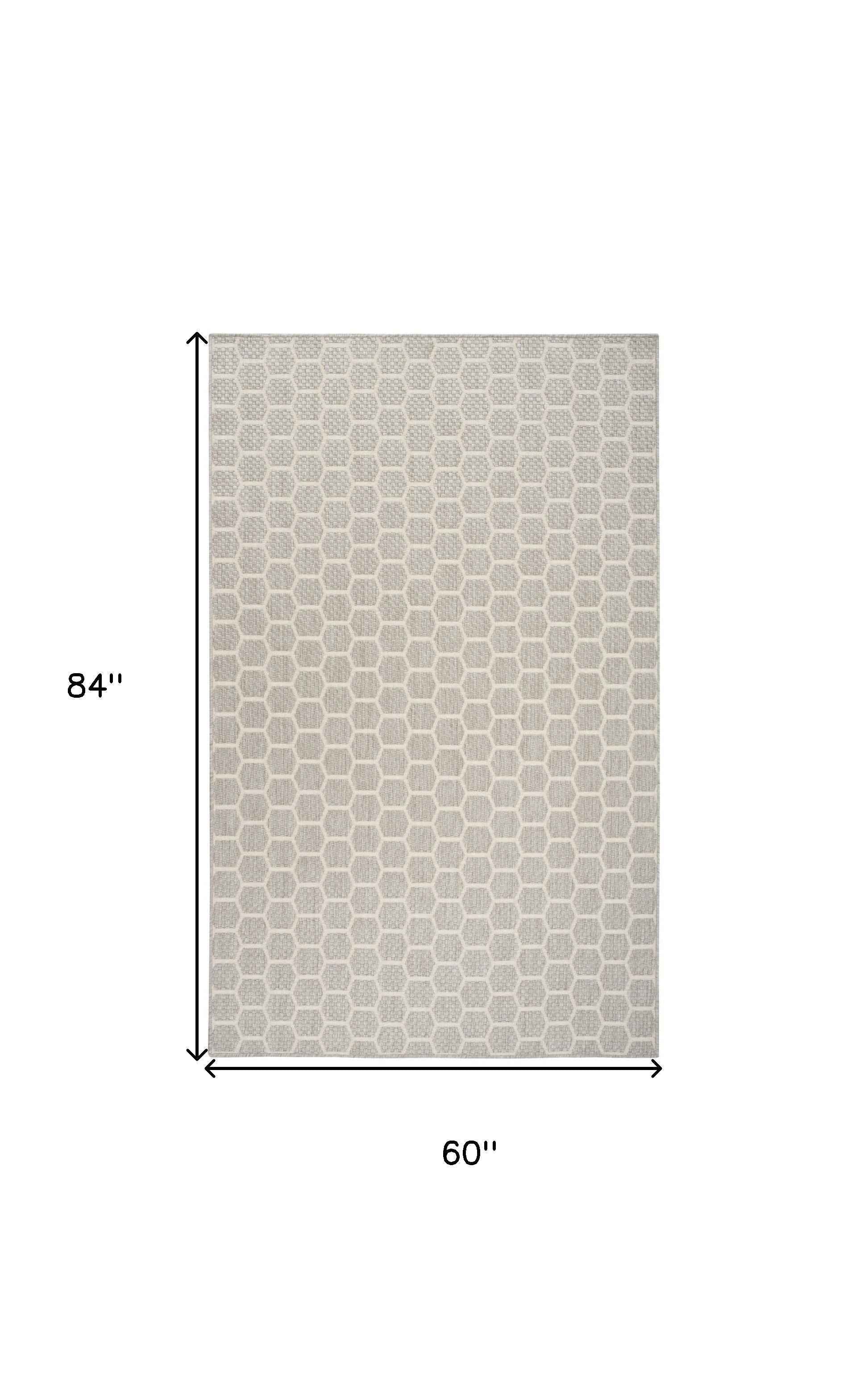 6' X 9' Gray And Ivory Geometric Indoor Outdoor Area Rug
