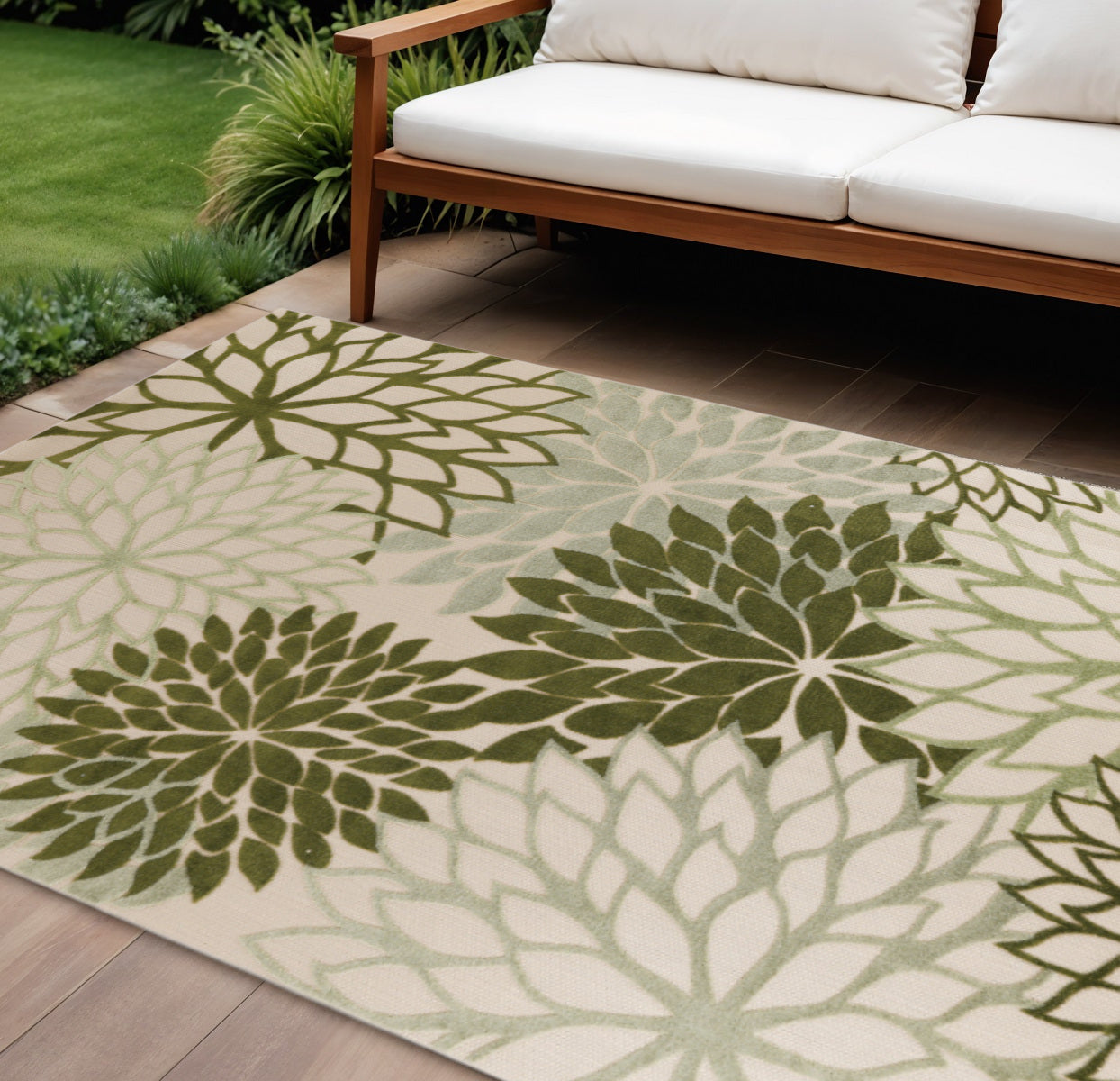 8' X 11' Ivory And Green Floral Indoor Outdoor Area Rug - Outdoor