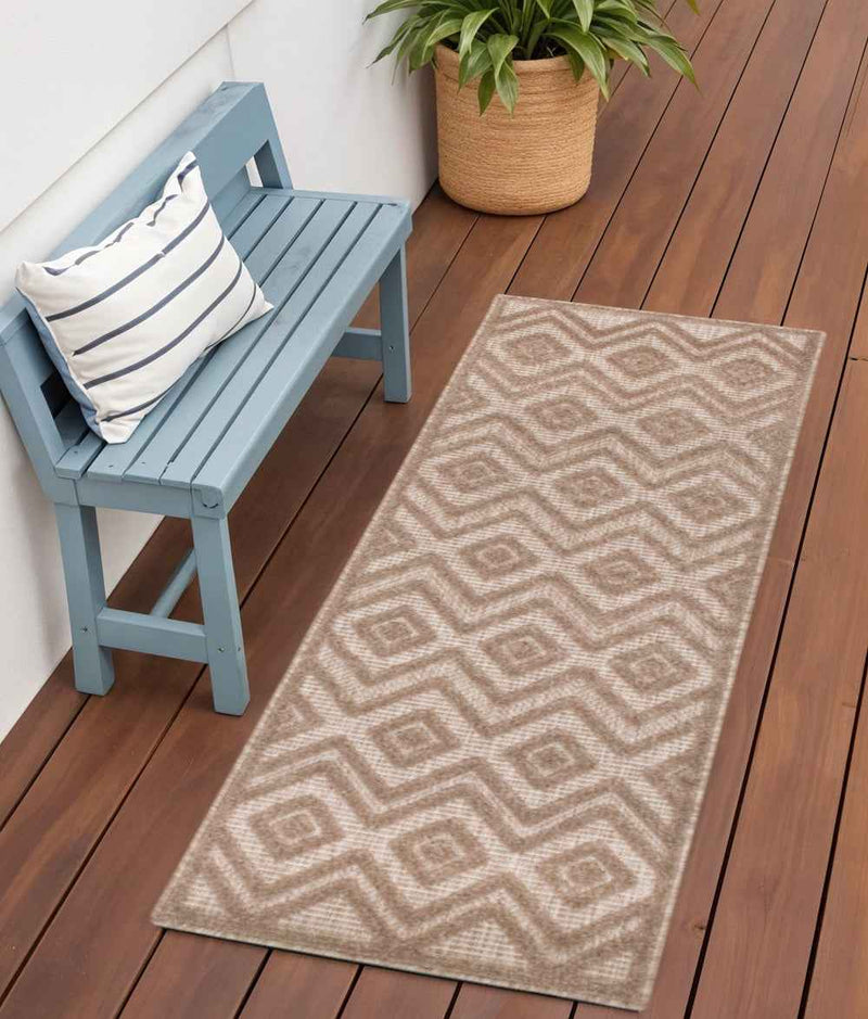 6' Natural And Ivory Geometric Indoor Outdoor Area Rug