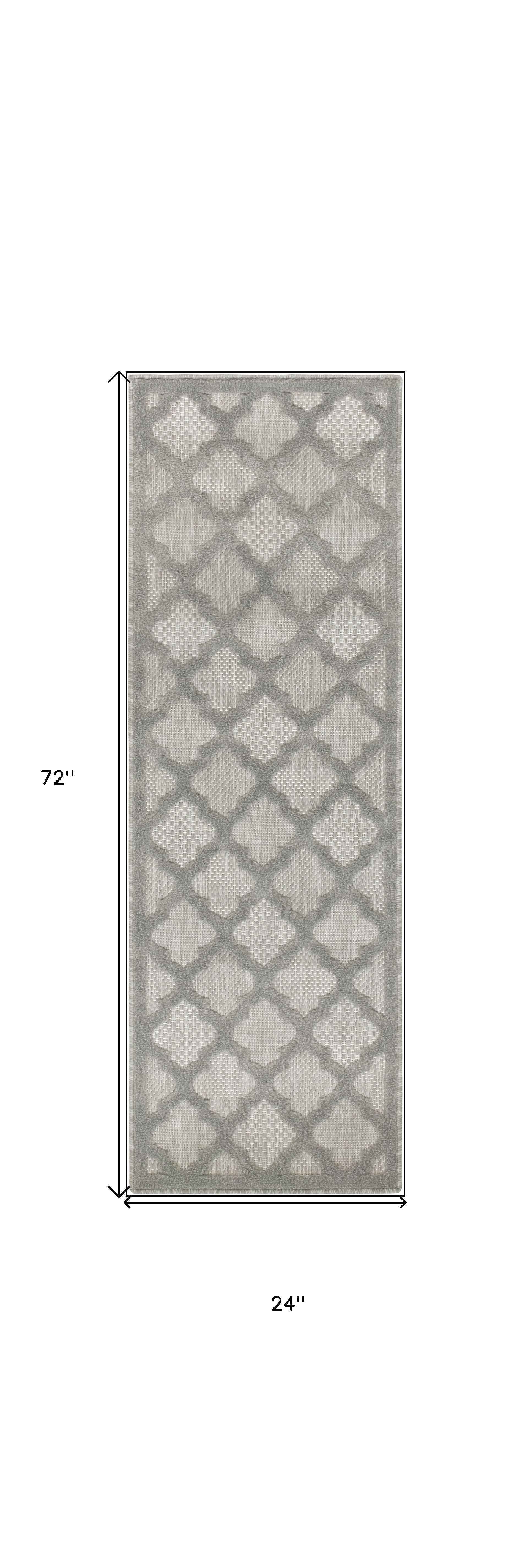 6' Silver And Gray Geometric Indoor Outdoor Area Rug