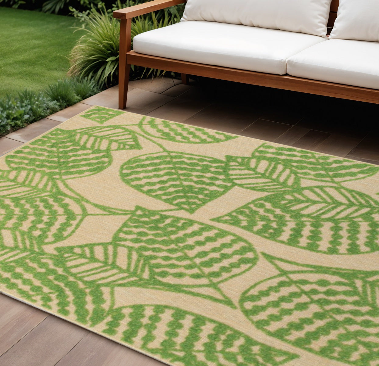 10' X 13' Green Floral Indoor Outdoor Area Rug - Outdoor
