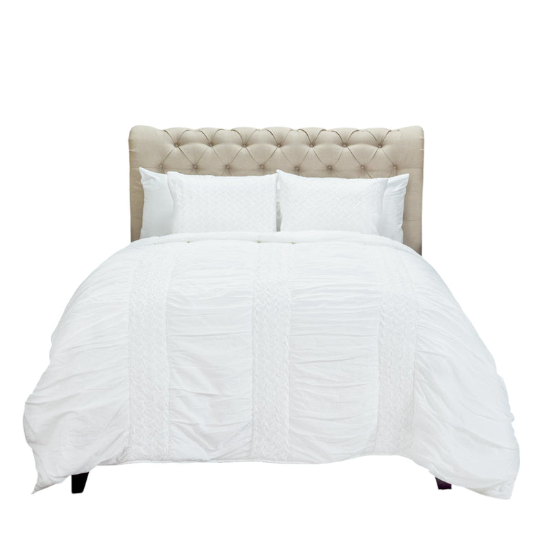 White Geometric Twin Quilt - Bed & Bath