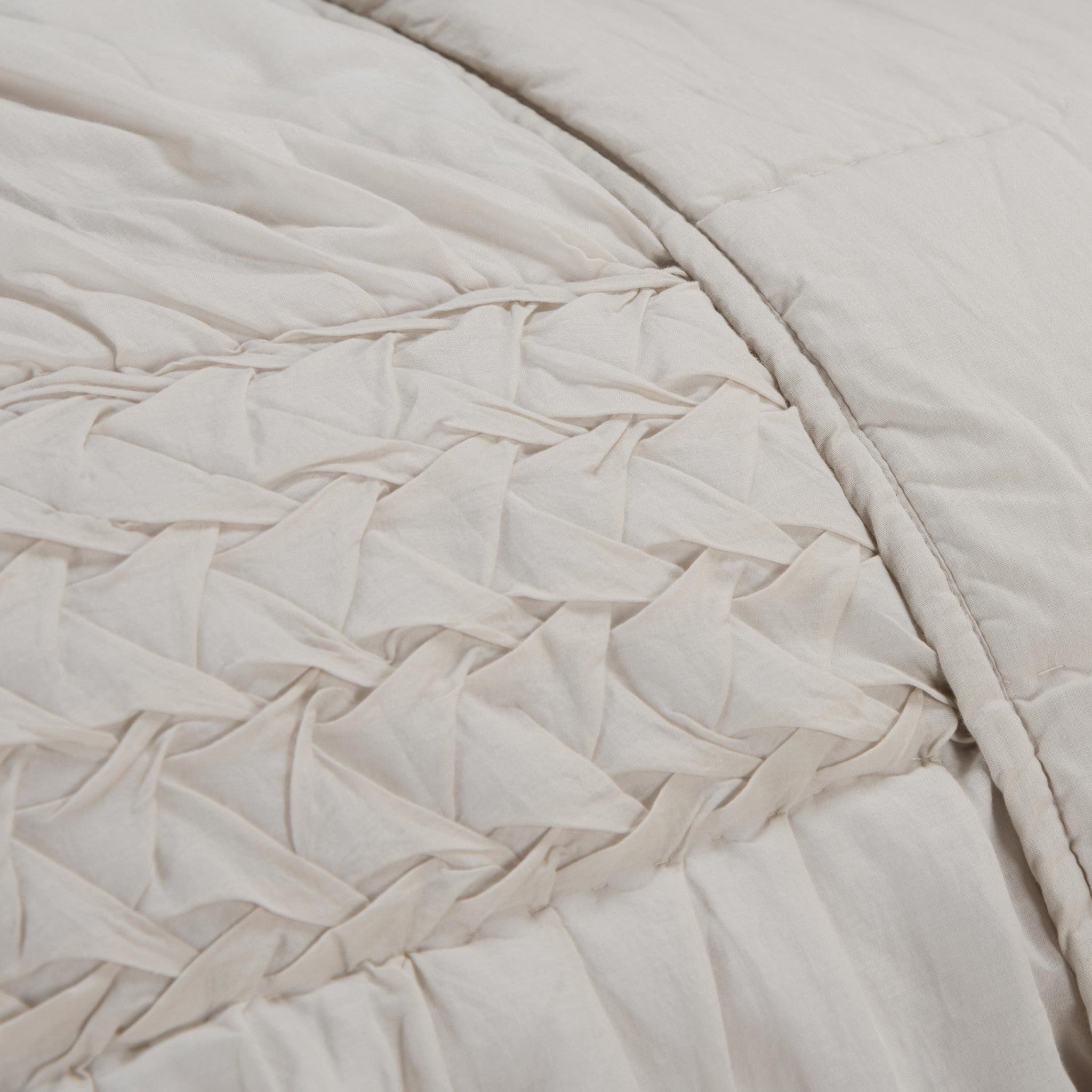 Ivory Geometric Quilt - Bed & Bath