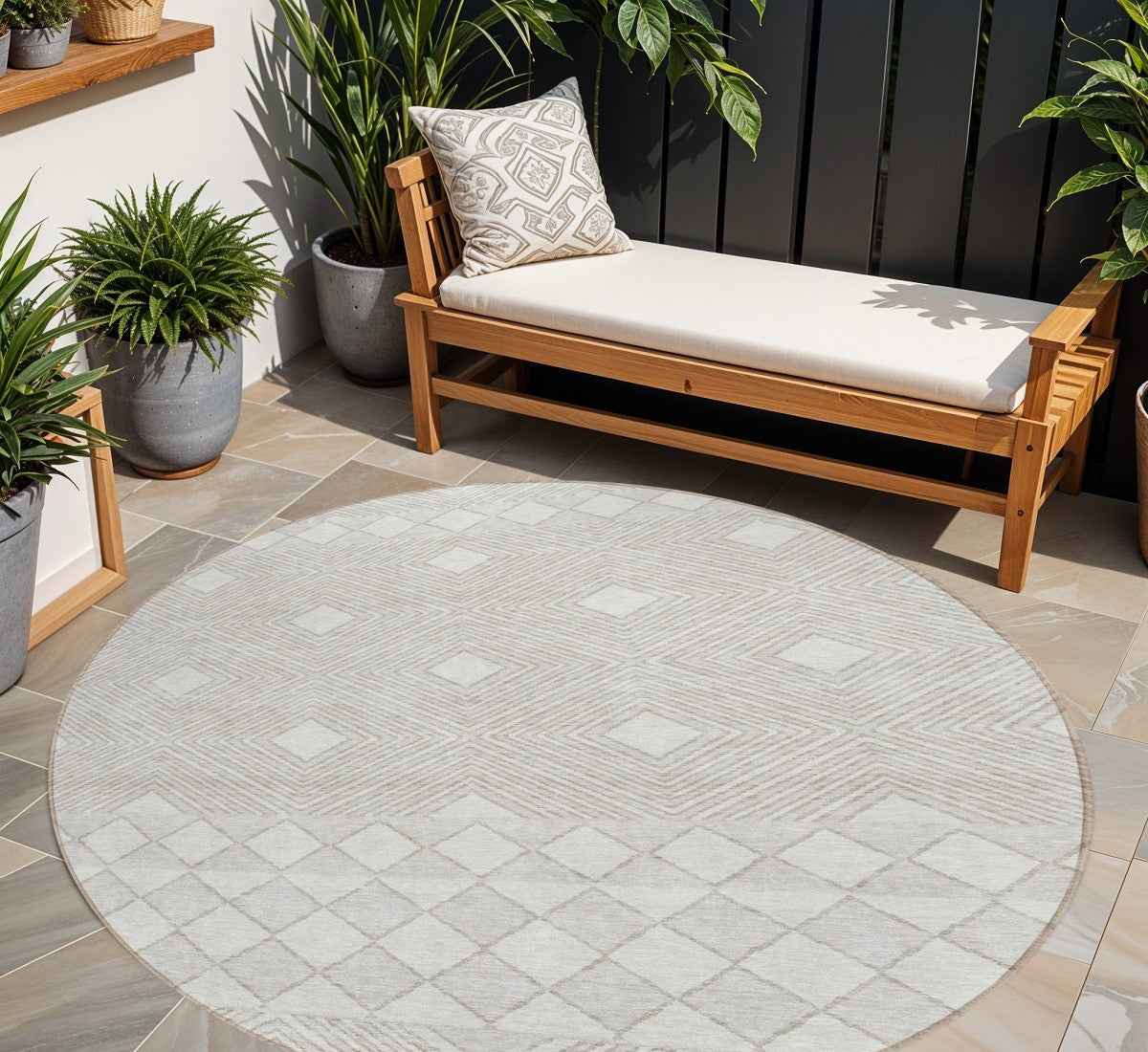 8' Ivory And Gray Round Geometric Washable Indoor Outdoor Area Rug