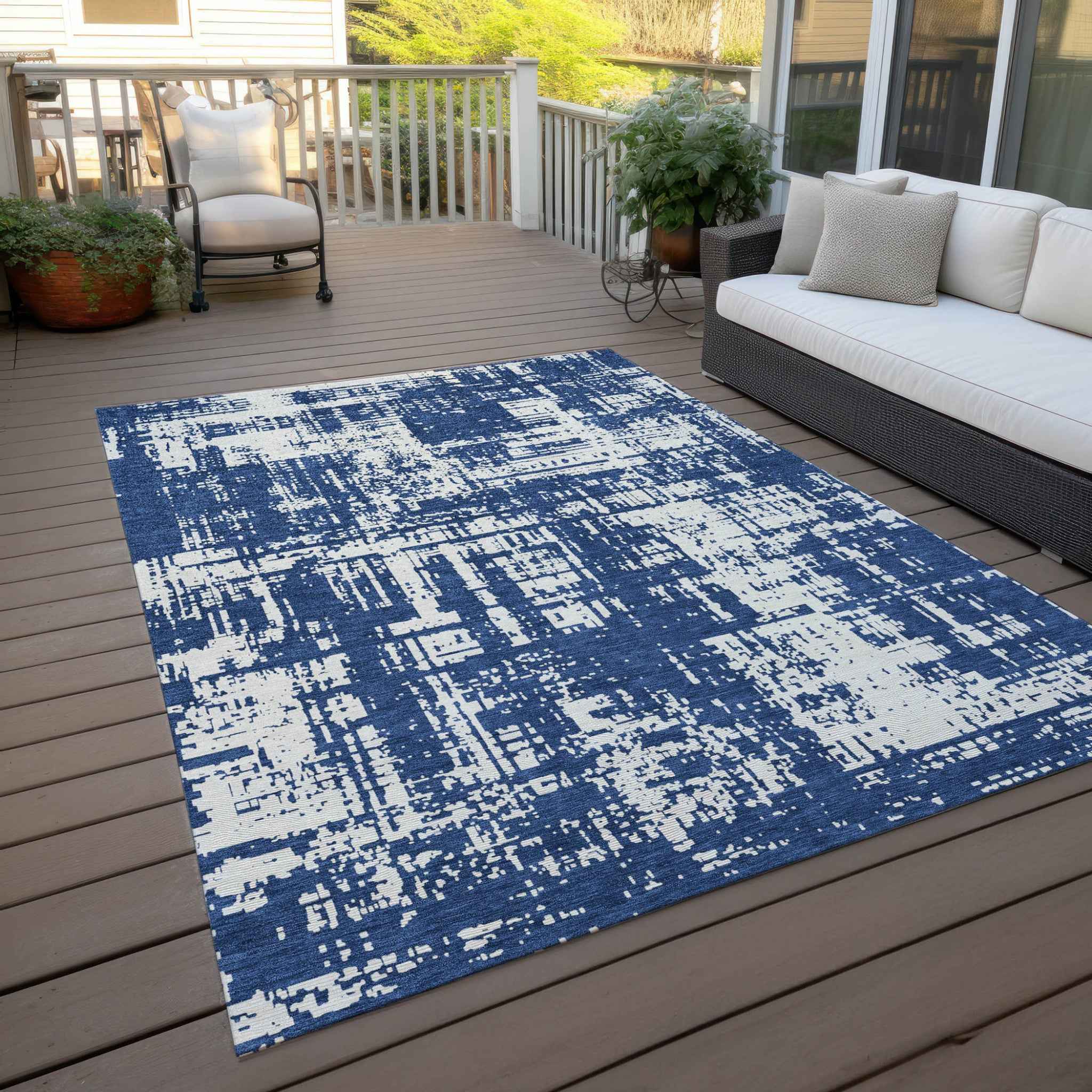 8' X 10' Navy Blue And Ivory Abstract Washable Indoor Outdoor Area Rug