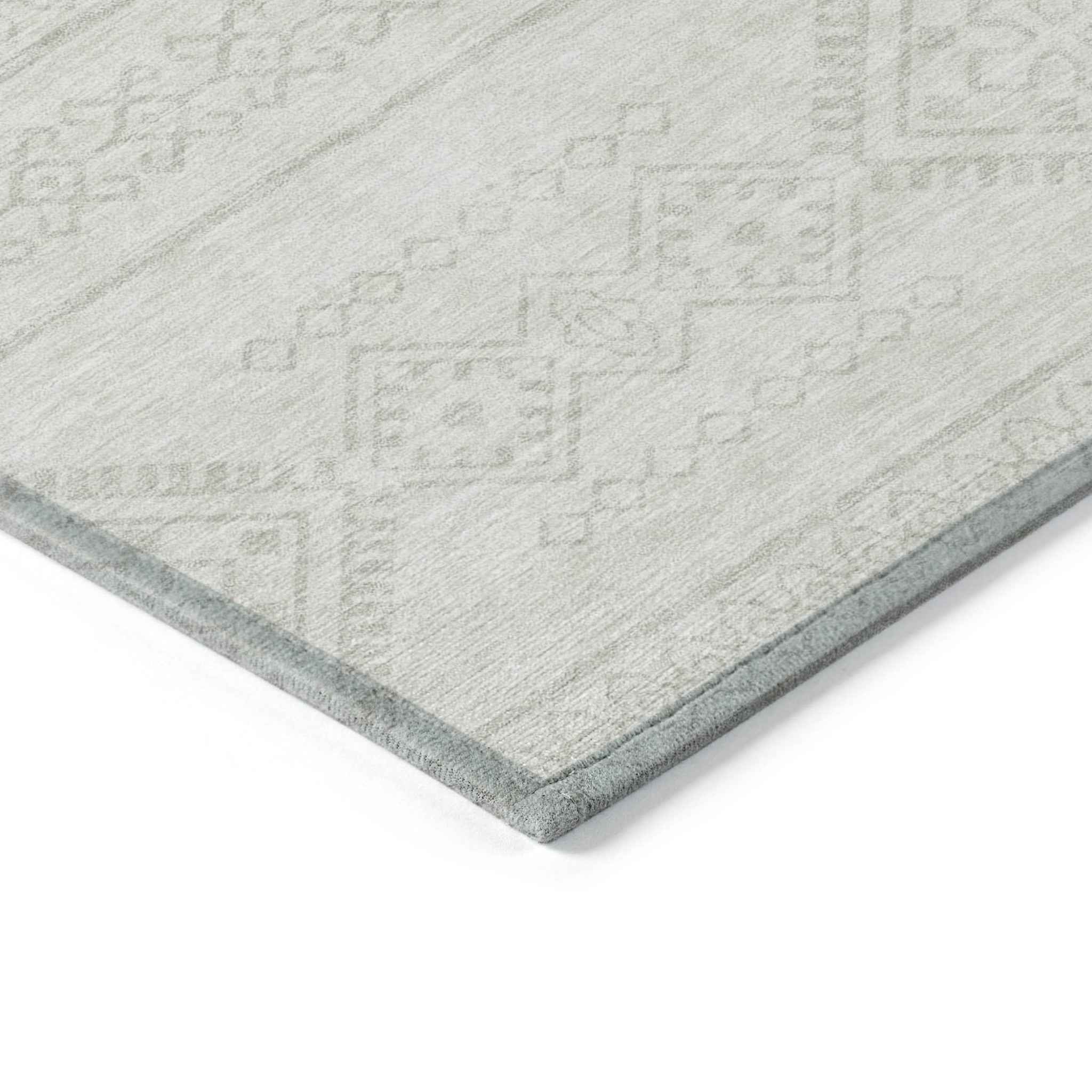 8' X 10' Ivory And Silver Southwestern Washable Indoor Outdoor Area Rug