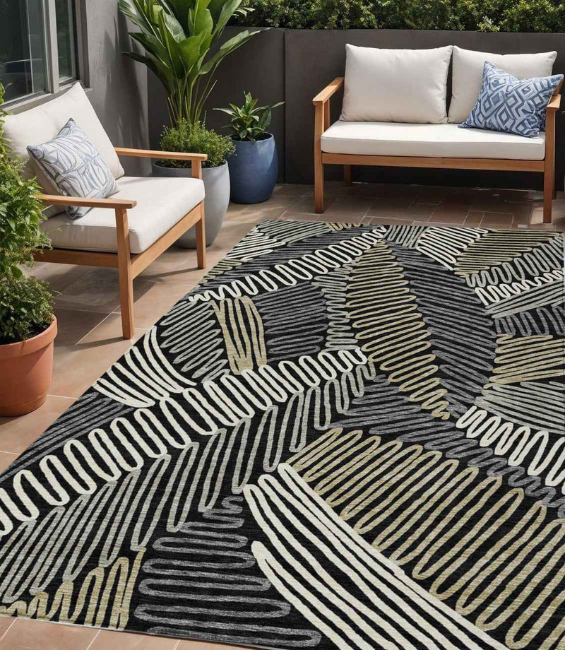 5' X 8' Black Gray And Ivory Floral Washable Indoor Outdoor Area Rug