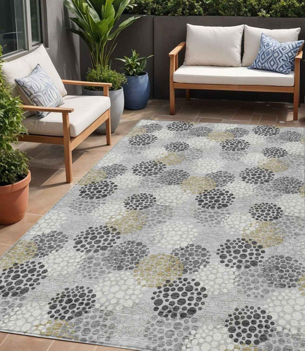 5' X 8' Gray Silver And Ivory Polka Dot Washable Indoor Outdoor Area Rug