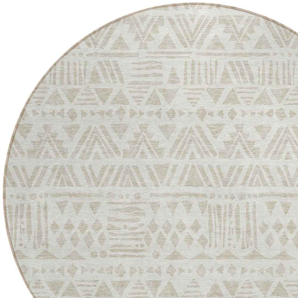 8' Ivory And Beige Round Southwestern Washable Indoor Outdoor Area Rug