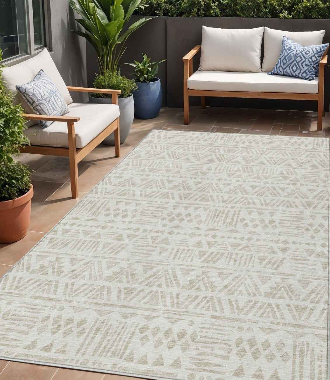 5' X 8' Ivory And Beige Southwestern Washable Indoor Outdoor Area Rug