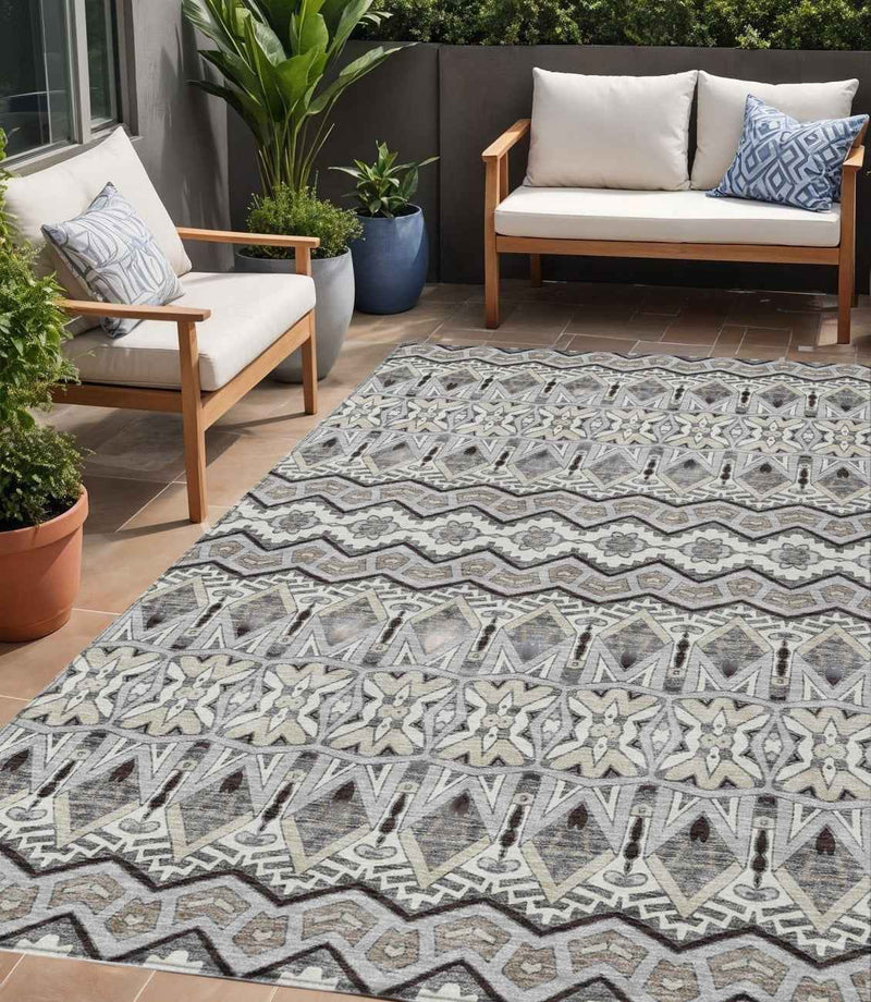 5' X 8' Gray Brown And Ivory Moroccan Washable Indoor Outdoor Area Rug
