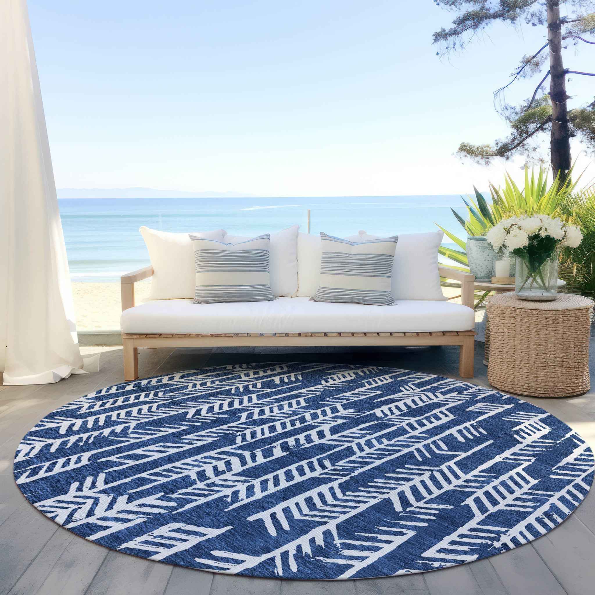 8' Navy Blue And Ivory Round Tribal Washable Indoor Outdoor Area Rug