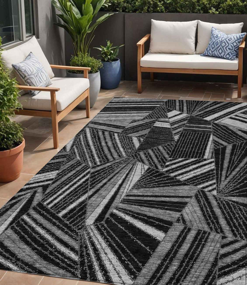 5' X 8' Black And Gray Geometric Washable Indoor Outdoor Area Rug