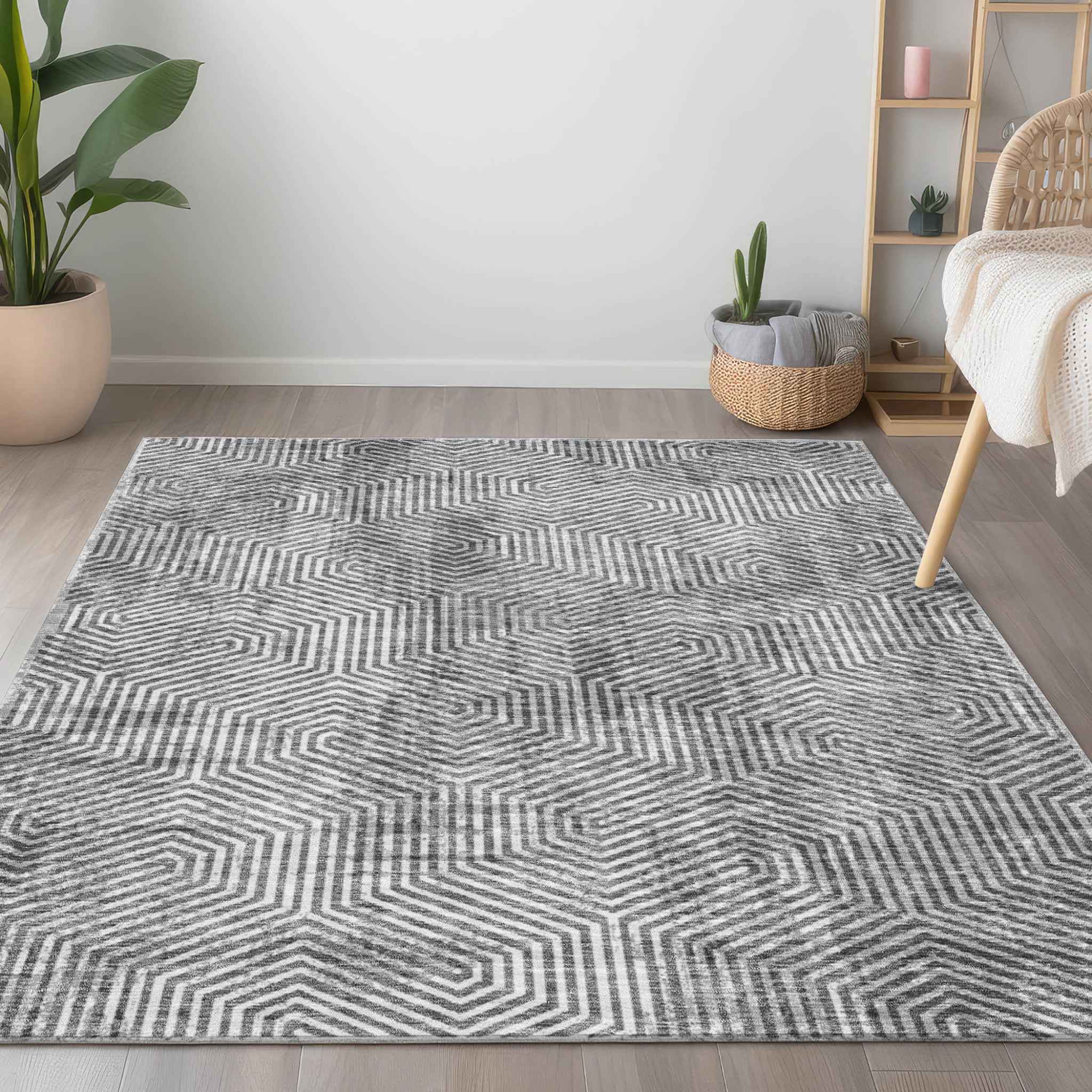5' X 8' Silver And Gray Geometric Washable Indoor Outdoor Area Rug