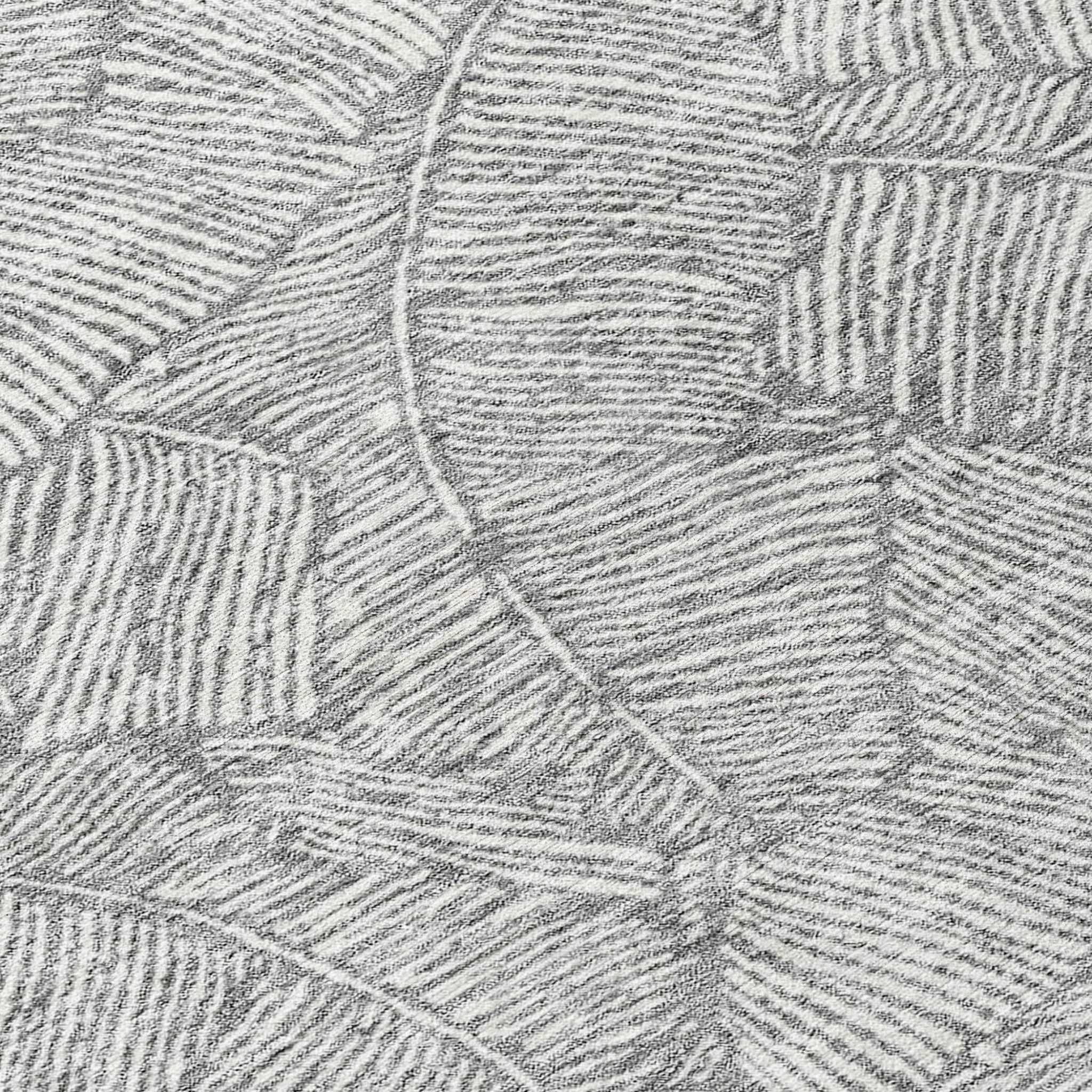 8' Gray And Ivory Round Floral Washable Indoor Outdoor Area Rug