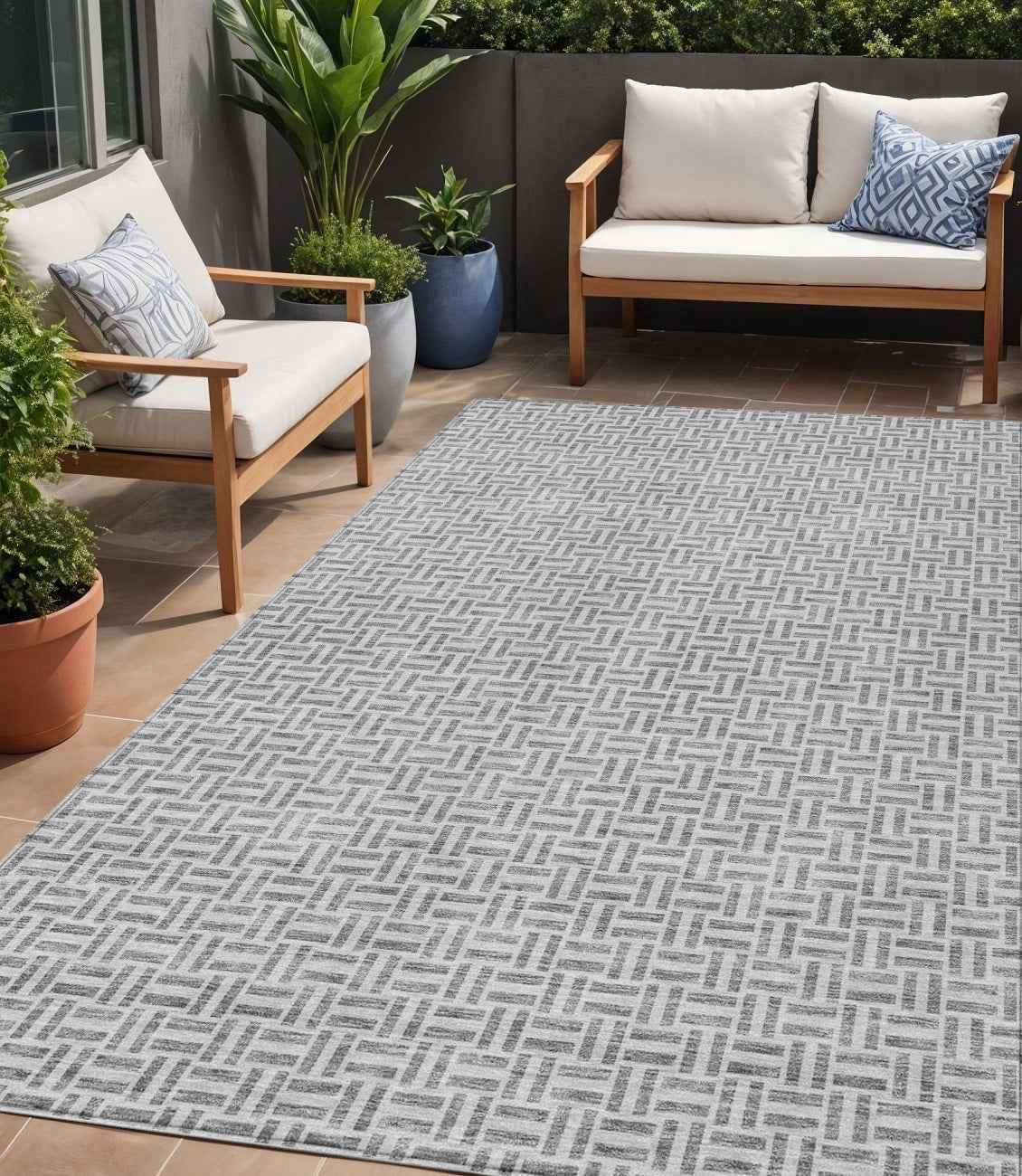 5' X 8' Gray And Silver Geometric Washable Indoor Outdoor Area Rug