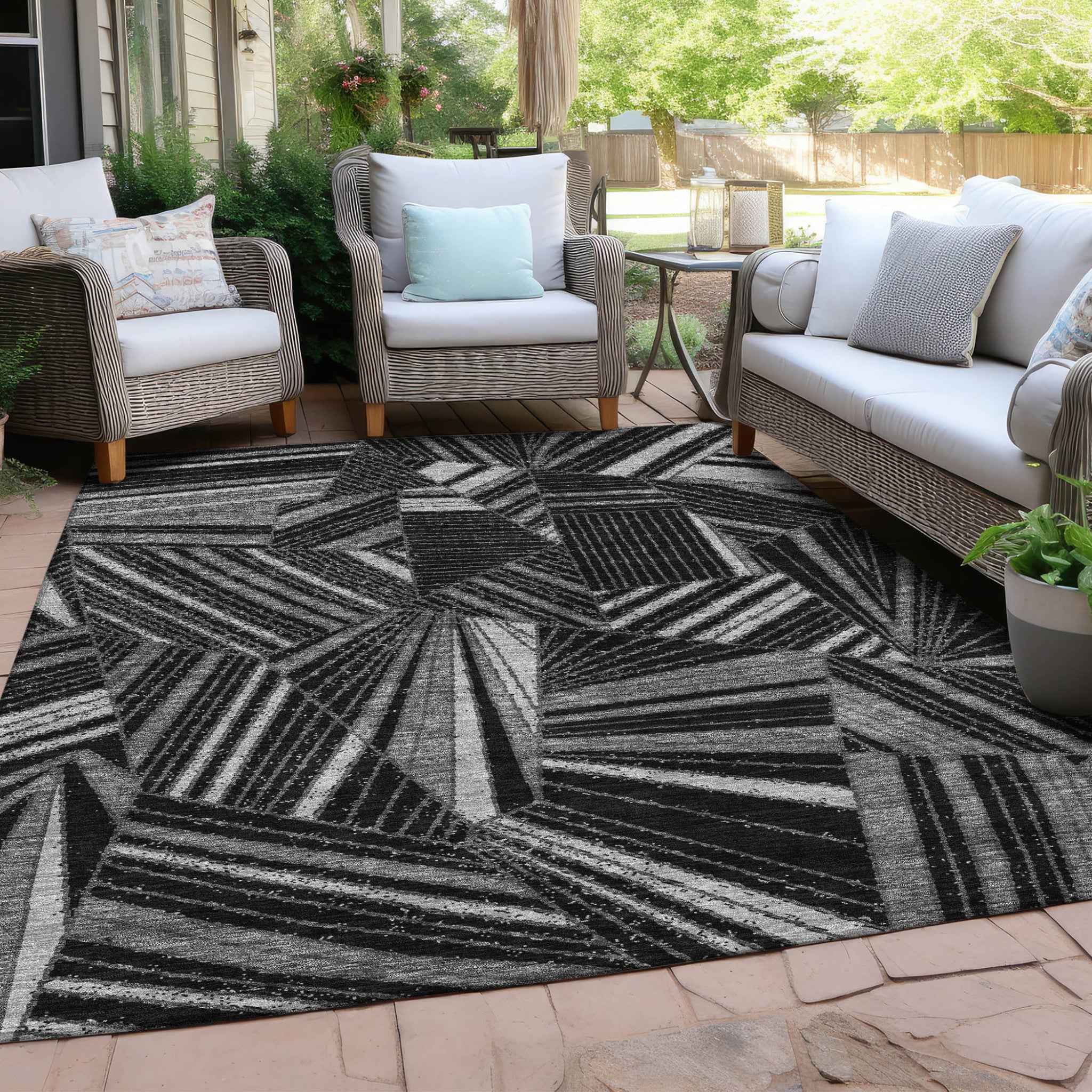 3' X 5' Black And Gray Geometric Washable Indoor Outdoor Area Rug