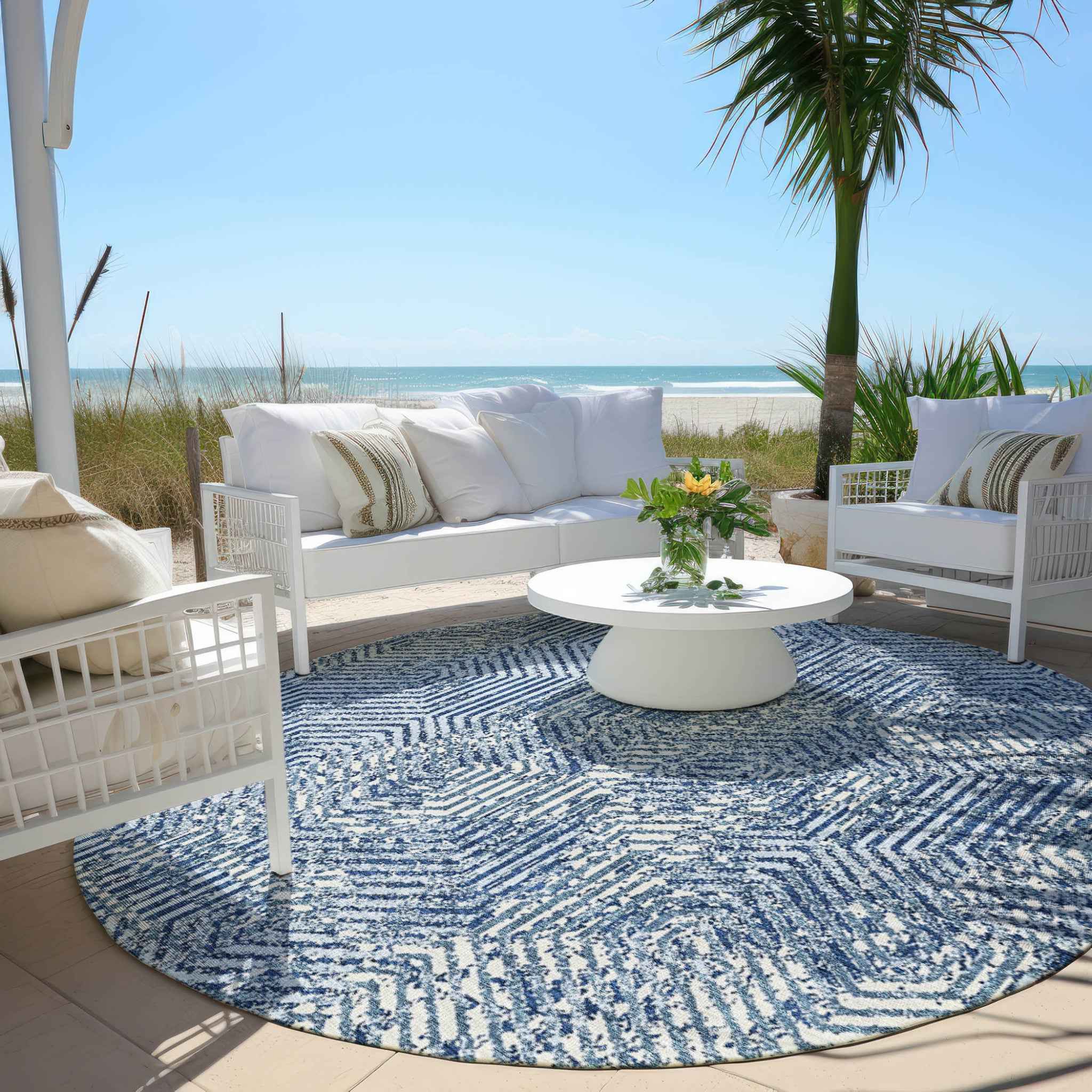 8' Navy Blue And Ivory Round Geometric Washable Indoor Outdoor Area Rug