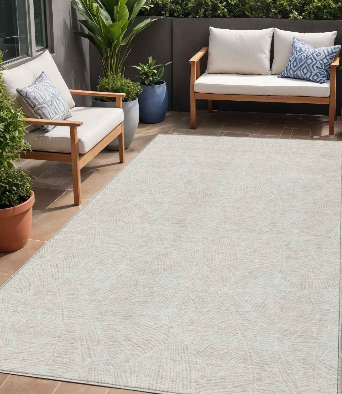 5' X 8' Ivory And Beige Floral Washable Indoor Outdoor Area Rug