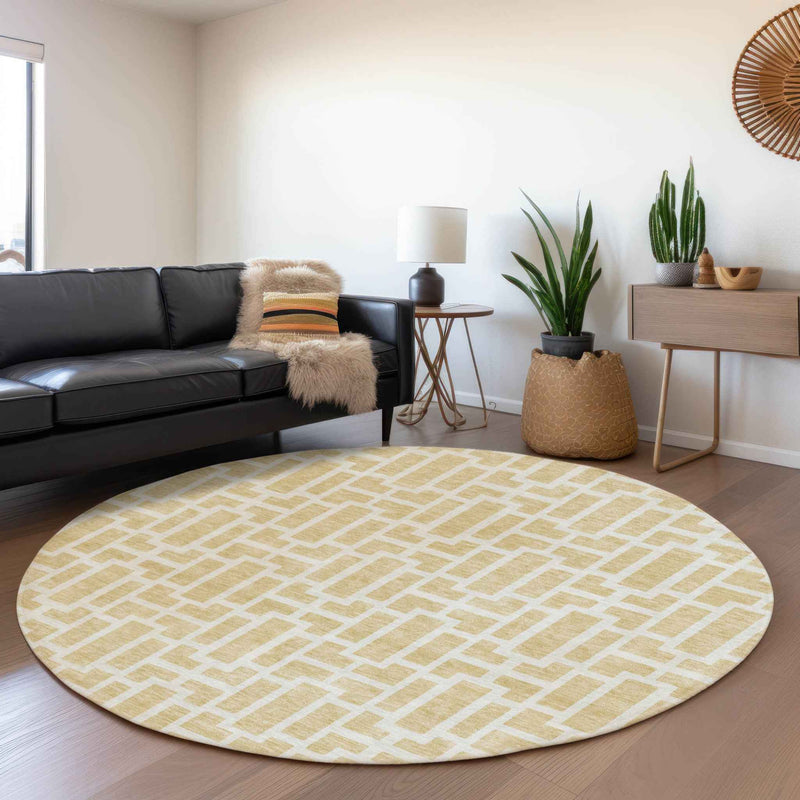 8' Wheat And Ivory Round Geometric Washable Indoor Outdoor Area Rug