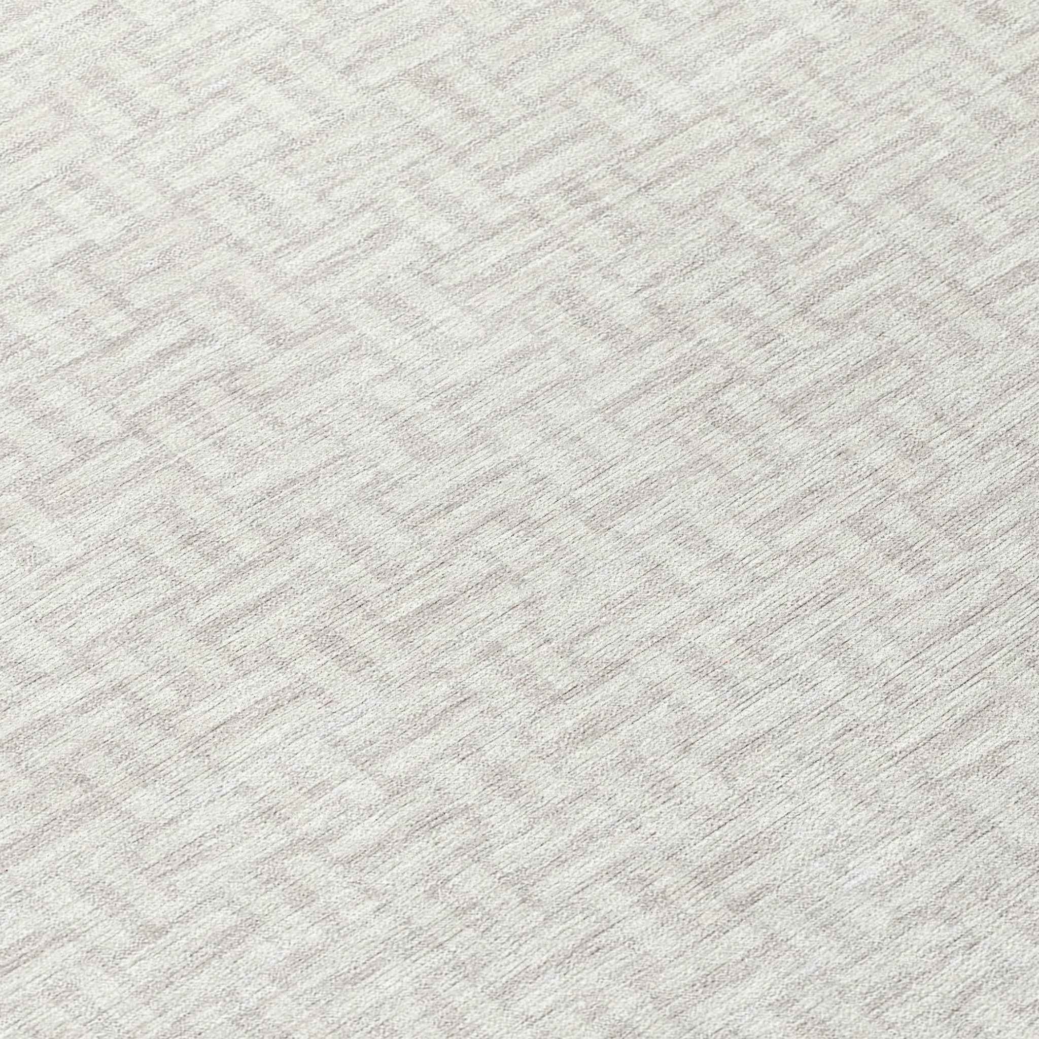 8' Ivory And Silver Round Geometric Washable Indoor Outdoor Area Rug