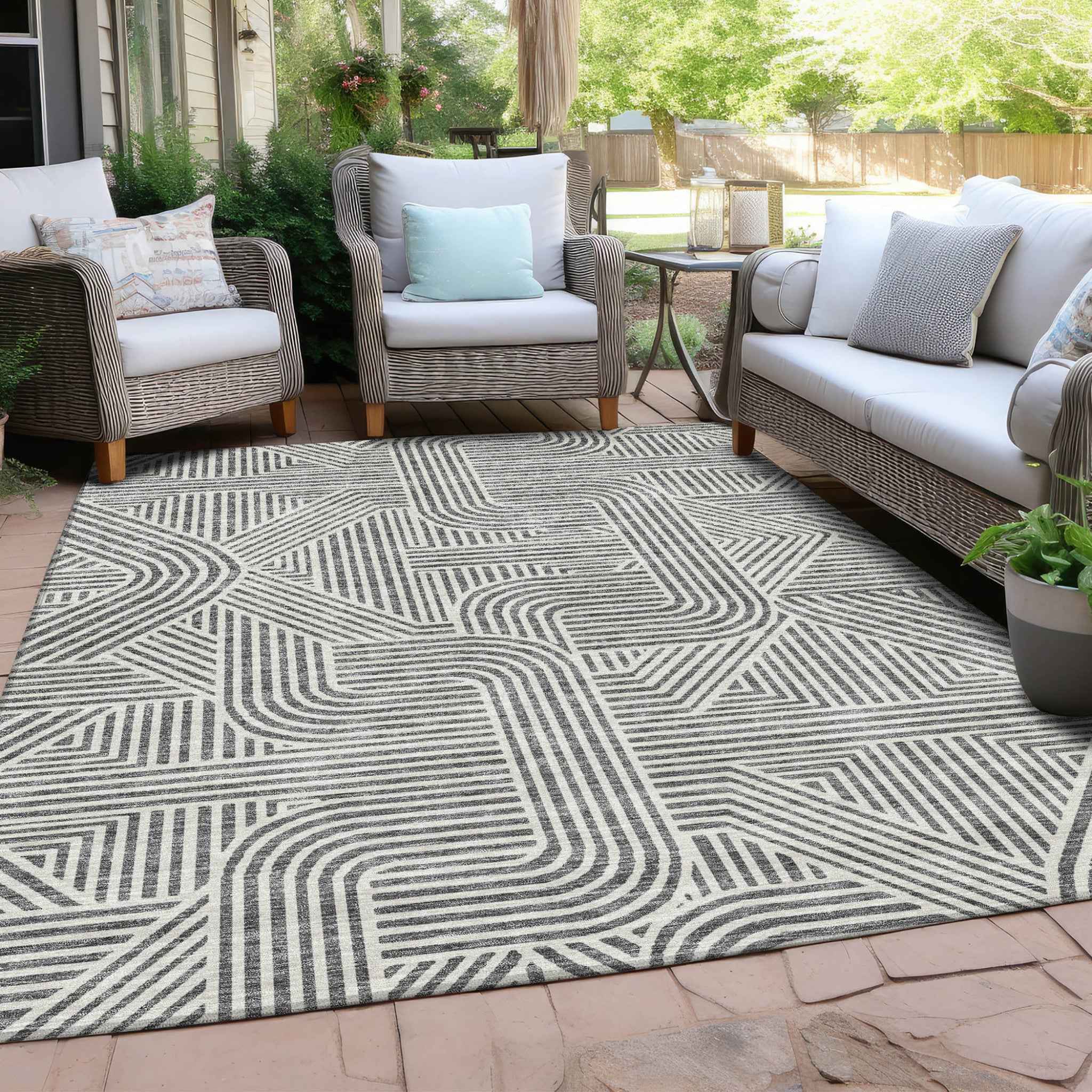 10' X 14' Gray And Ivory Abstract Washable Indoor Outdoor Area Rug