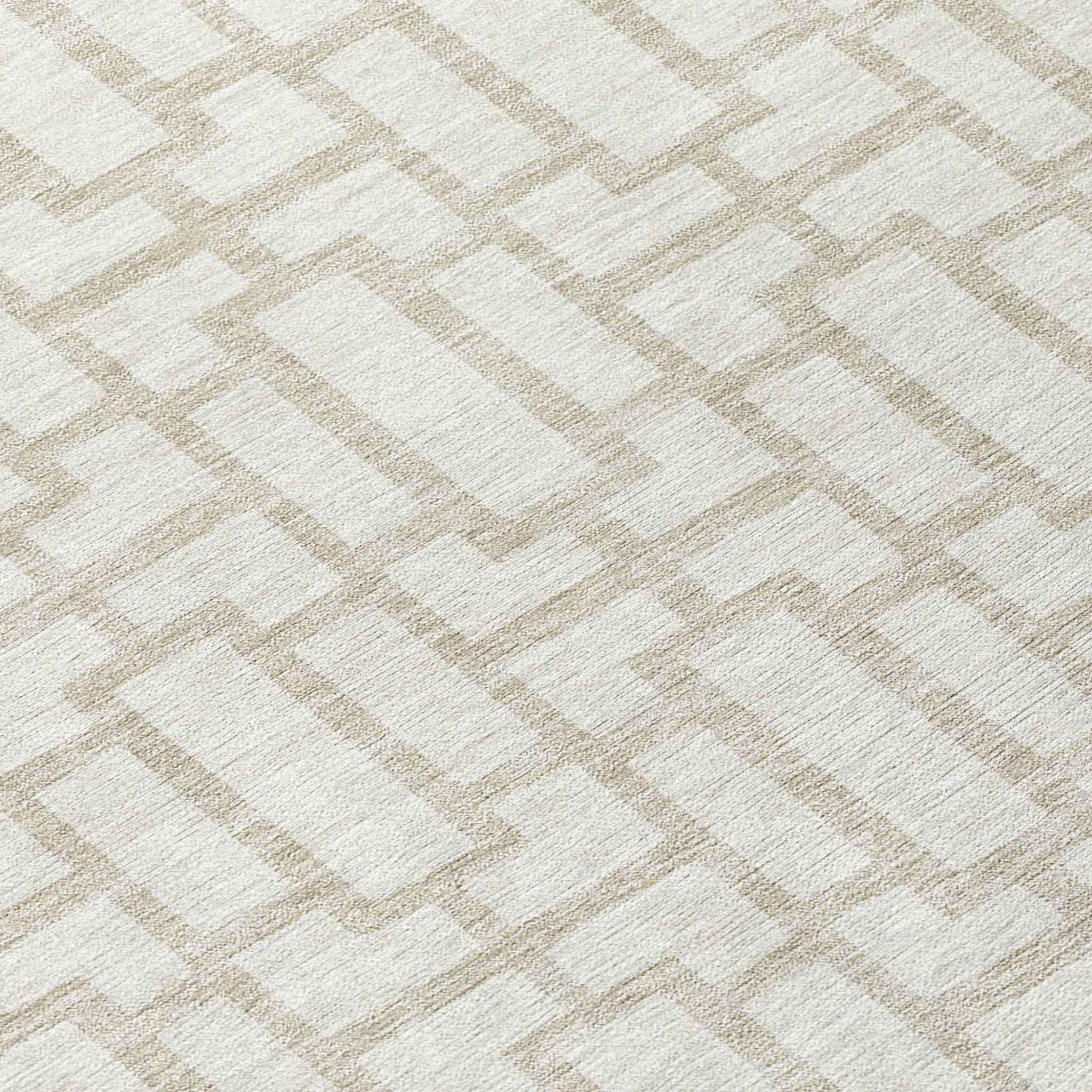 8' Ivory And Beige Round Geometric Washable Indoor Outdoor Area Rug